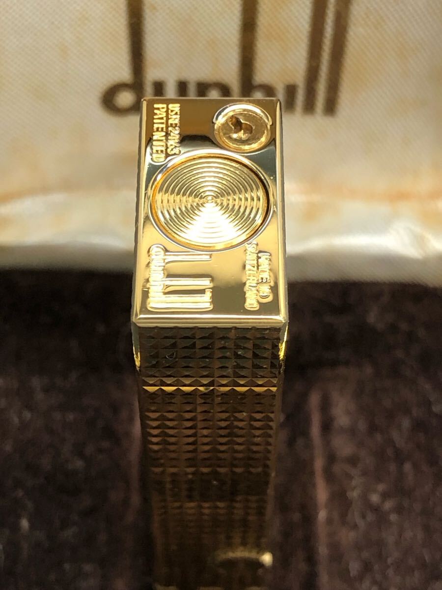 Dunhill ダンヒル ガスライター ゴールドカラー 箱付き 綺麗です Dunhill ダンヒル ガスライター ゴールドカラー 箱付き 綺麗です