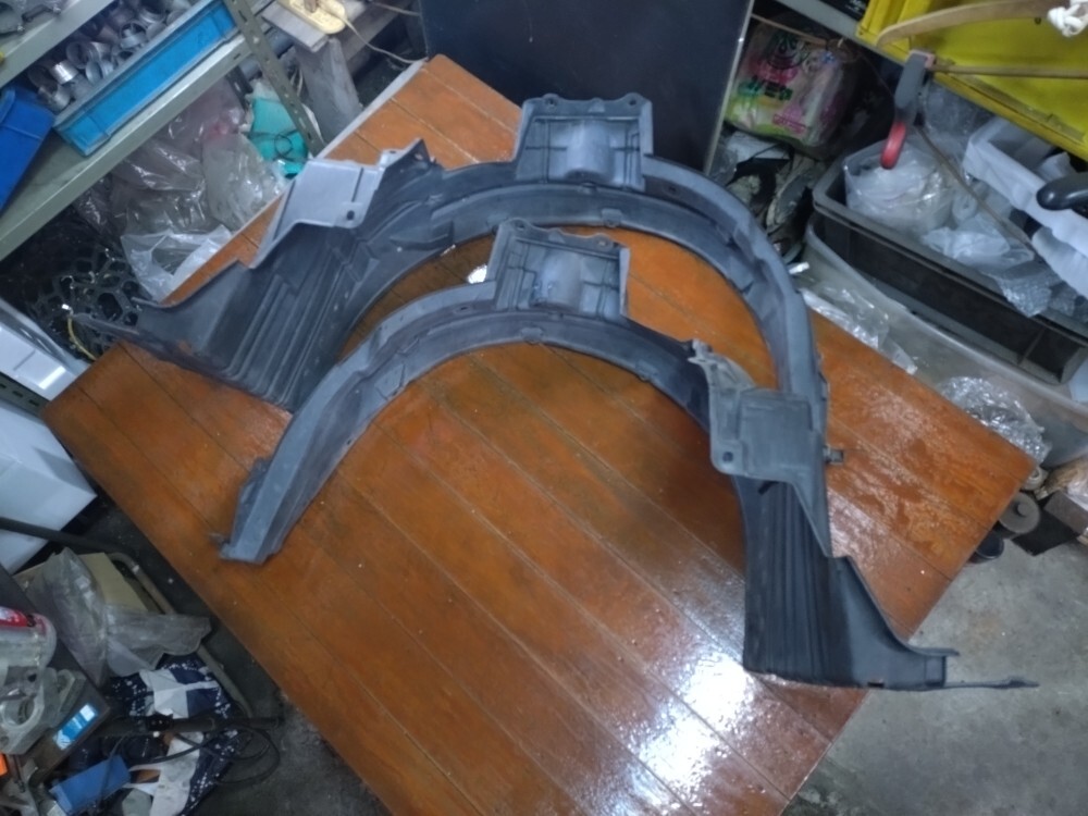 Ｅ51エルグランド☆フロントフェンダーインナー?泥よけUSED☆LRセットで