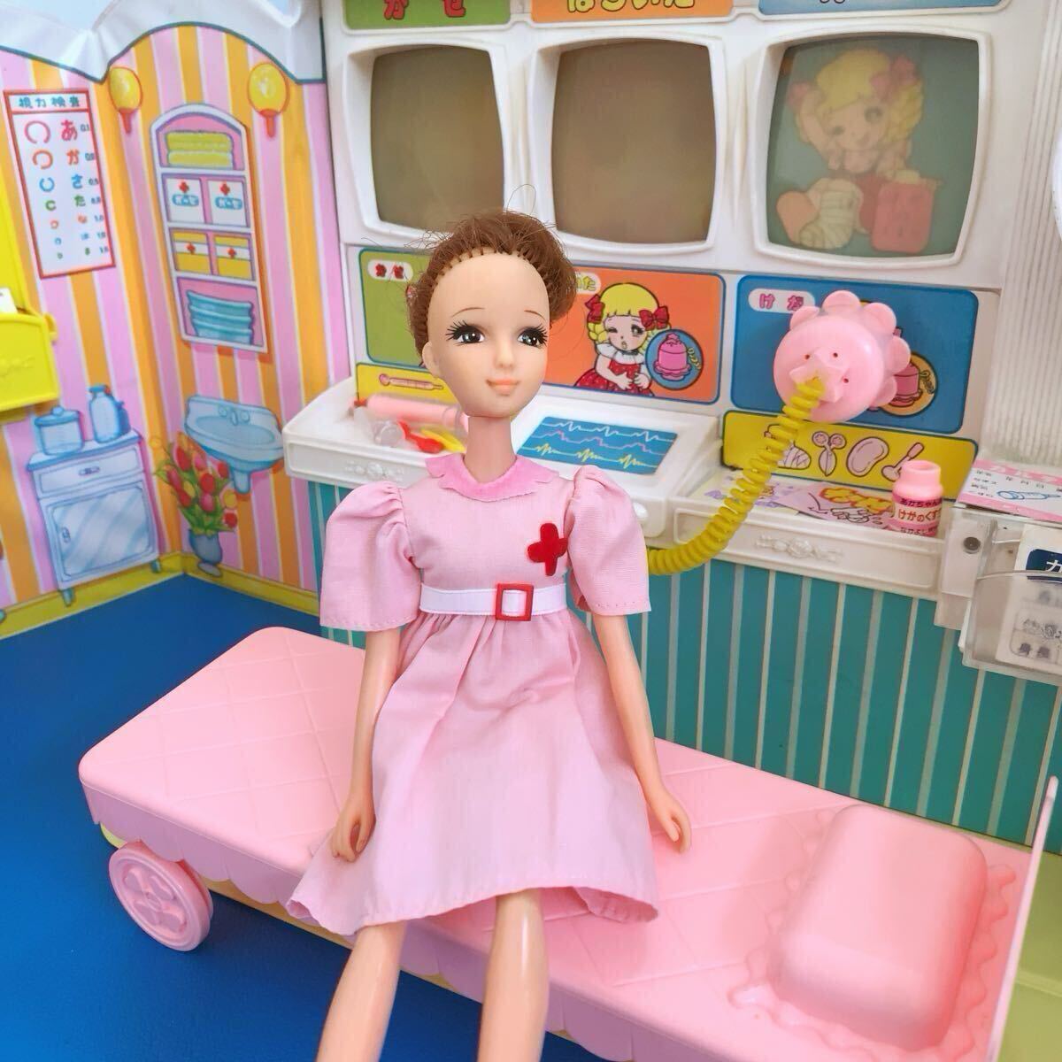 リカちゃんのなかよし病院 昭和(ハウス、建物)|売買された リカちゃんのなかよし病院 昭和(ハウス、建物)|売買された
