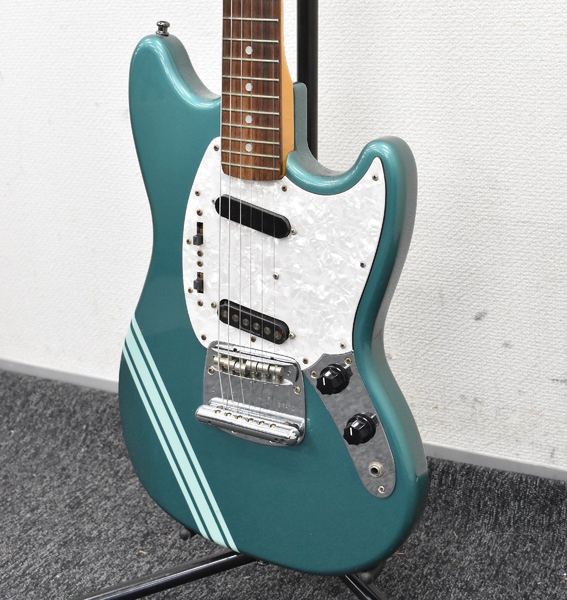 C 】4633 Fender JAPAN MUSTANG #S055564 エレキギター C 】4633 Fender JAPAN MUSTANG #S055564 エレキギター