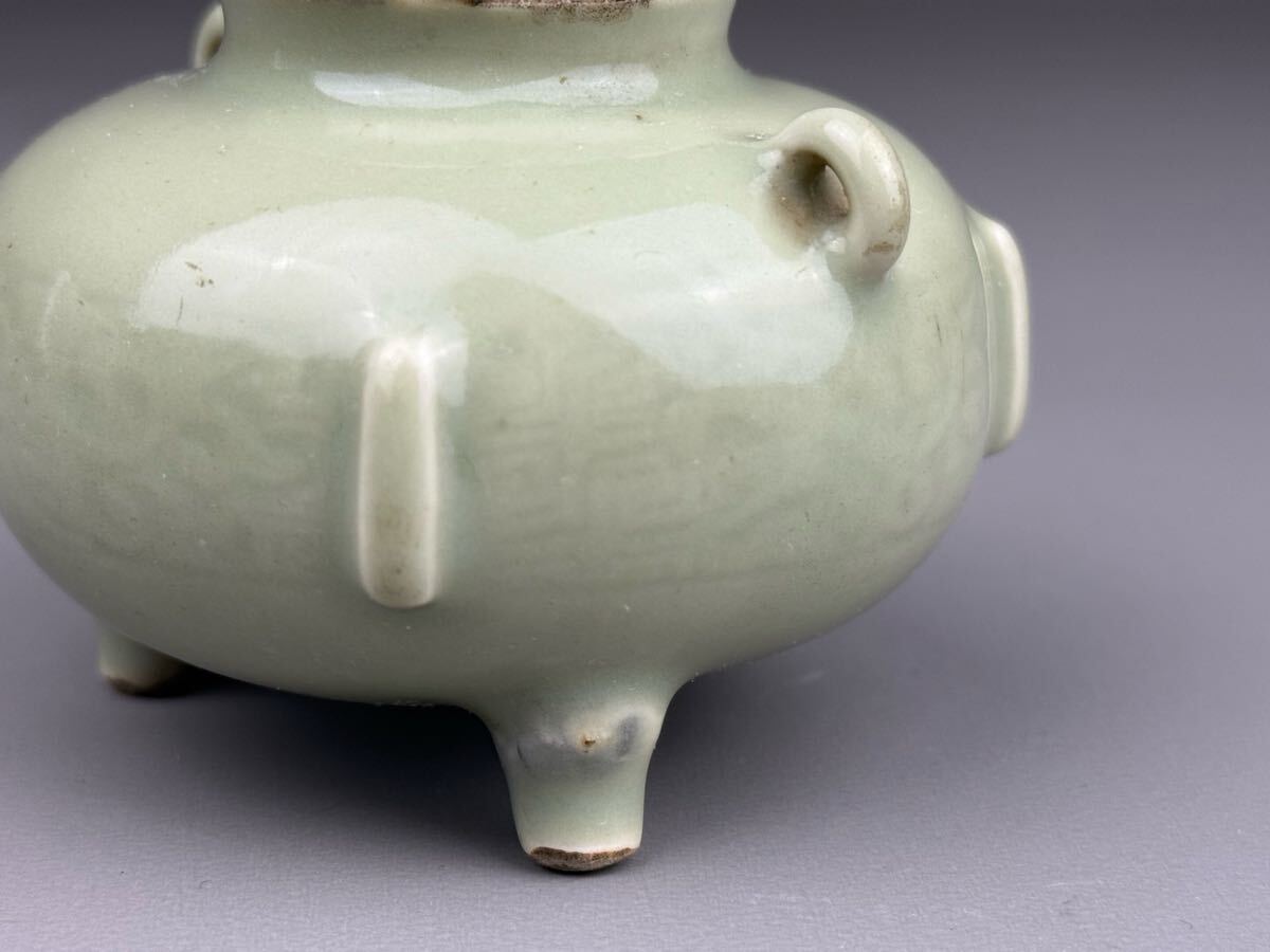 中国古玩 古陶磁器 龍泉窯 香炉 双耳 三足香炉 北宋 時代品 中国 中国古玩 古陶磁器 龍泉窯 香炉 双耳 三足香炉 北宋 時代品 中国