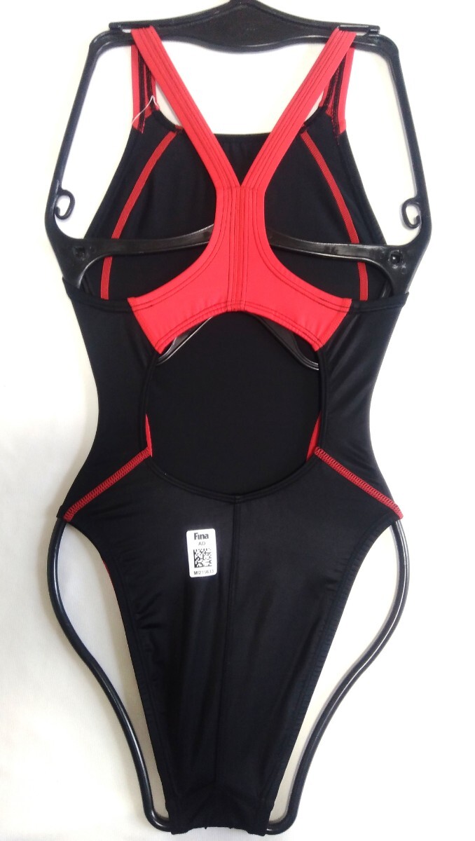 新品未使用 ミズノ 競泳水着 黒/赤 Mサイズ 送料無料 新品 ミズノ mizuno 85OE-20196 旧ロゴ マイティライン