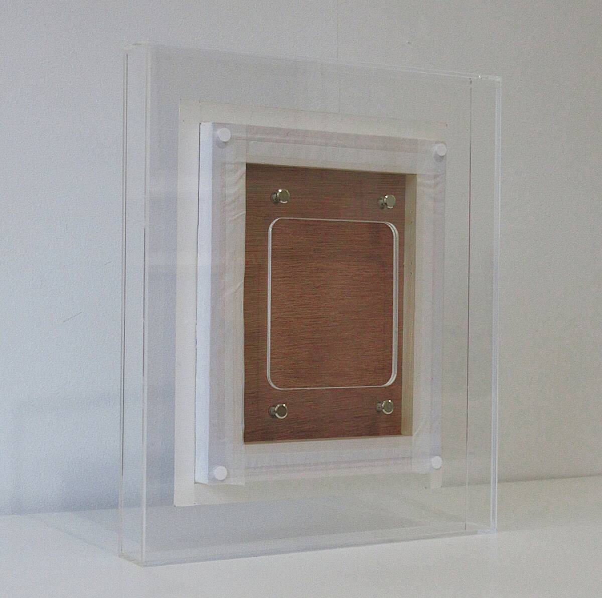 Yahoo!オークション - ネジの見えないアクリル額 公式【artdoux