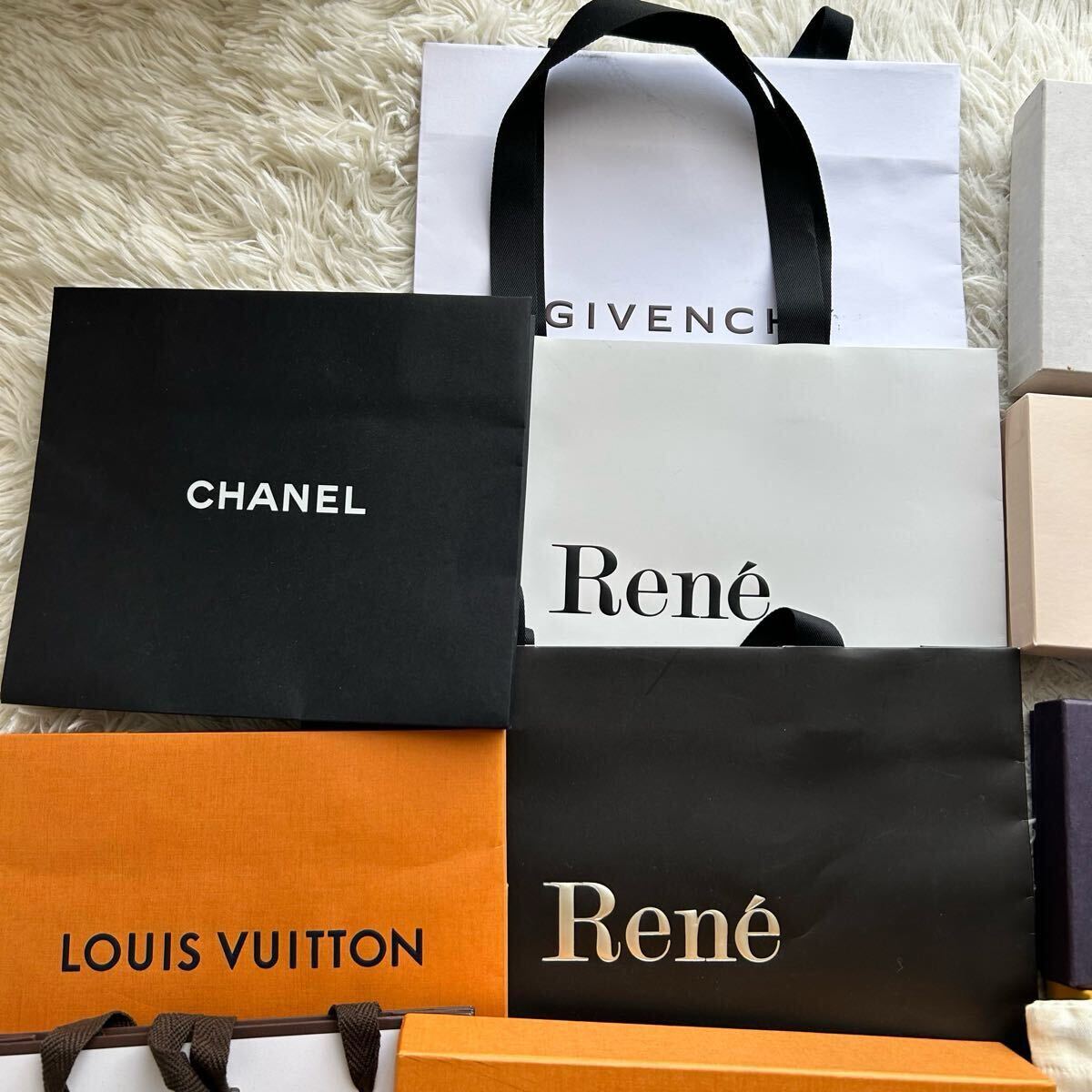 ブランド 保存袋 箱 紙袋 おまとめ ルイヴィトン/シャネルCHANEL ブランド 保存袋 箱 紙袋 おまとめ ルイヴィトン/シャネルCHANEL
