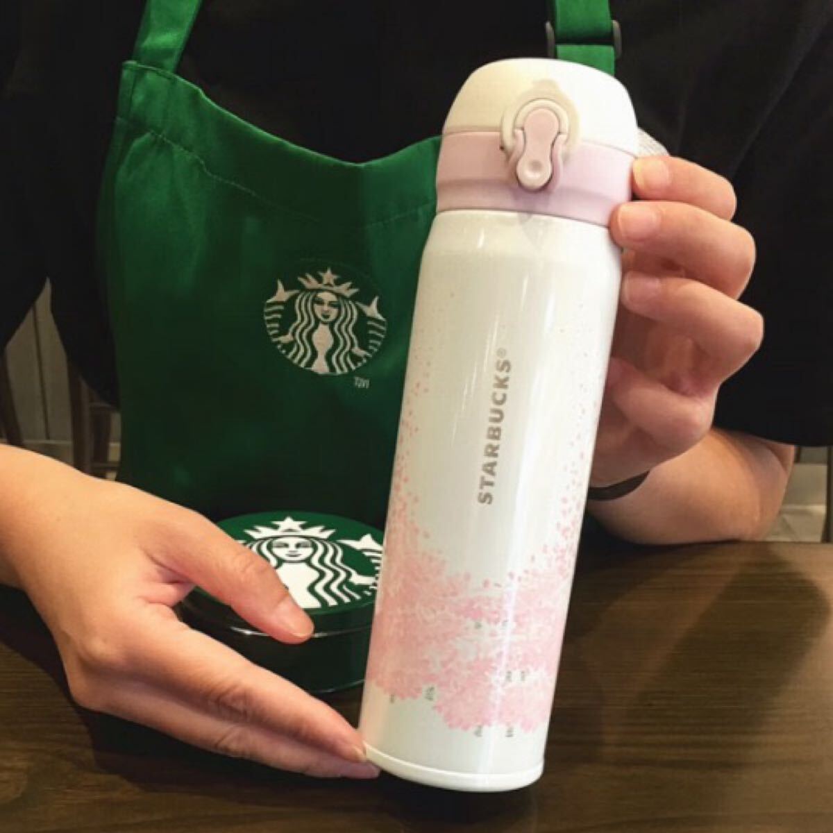 ノーブランド品 1971桜の粉 保温保冷ボトルスターバックス 水筒 ノーブランド品 1971桜の粉 保温保冷ボトルスターバックス 水筒
