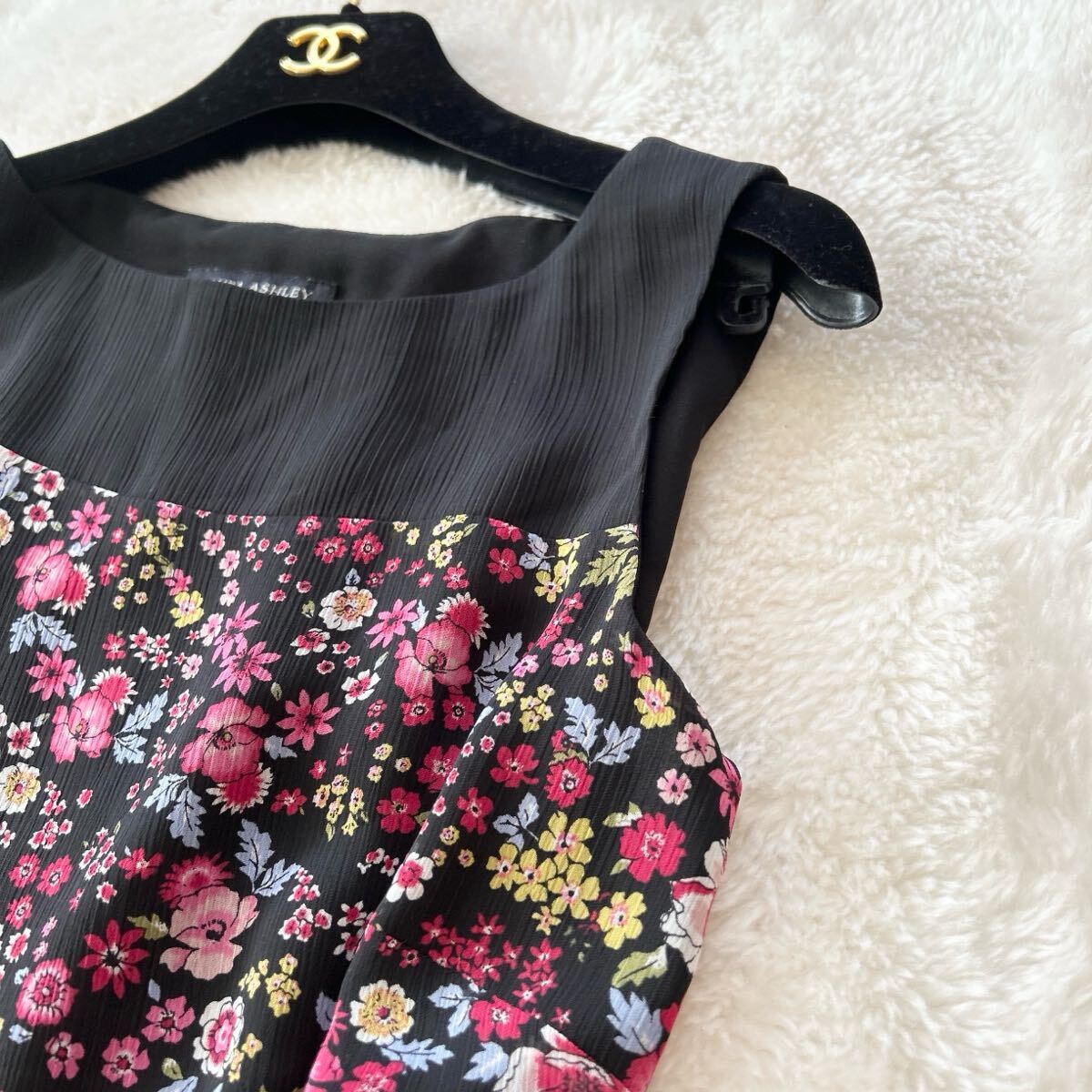 ローラアシュレイ 花柄 ワンピース ノースリーブ ウエストリボン Mサイズ