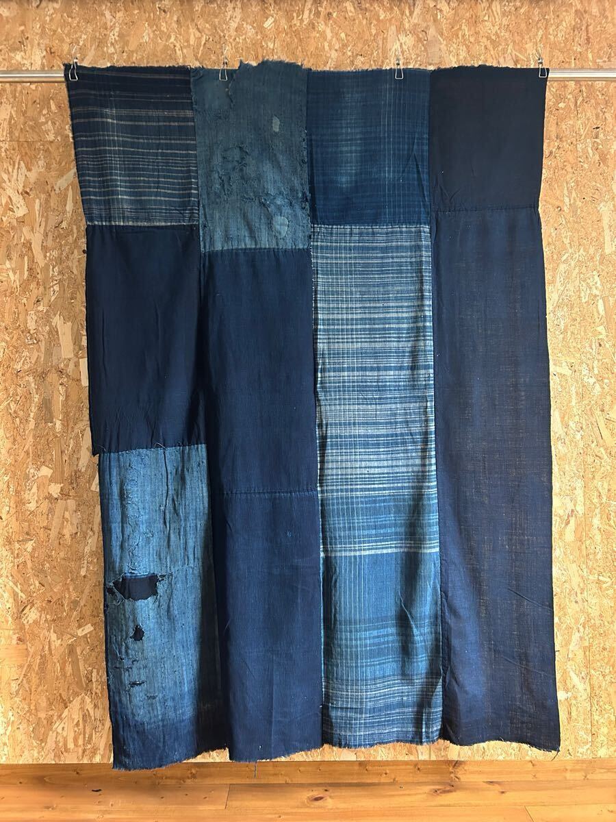 Y25056 襤褸 布団皮 残糸織 4巾 古布 古裂 木綿 藍染 刺子 らん Y25056 襤褸 布団皮 残糸織 4巾 古布 古裂 木綿 藍染 刺子 らん