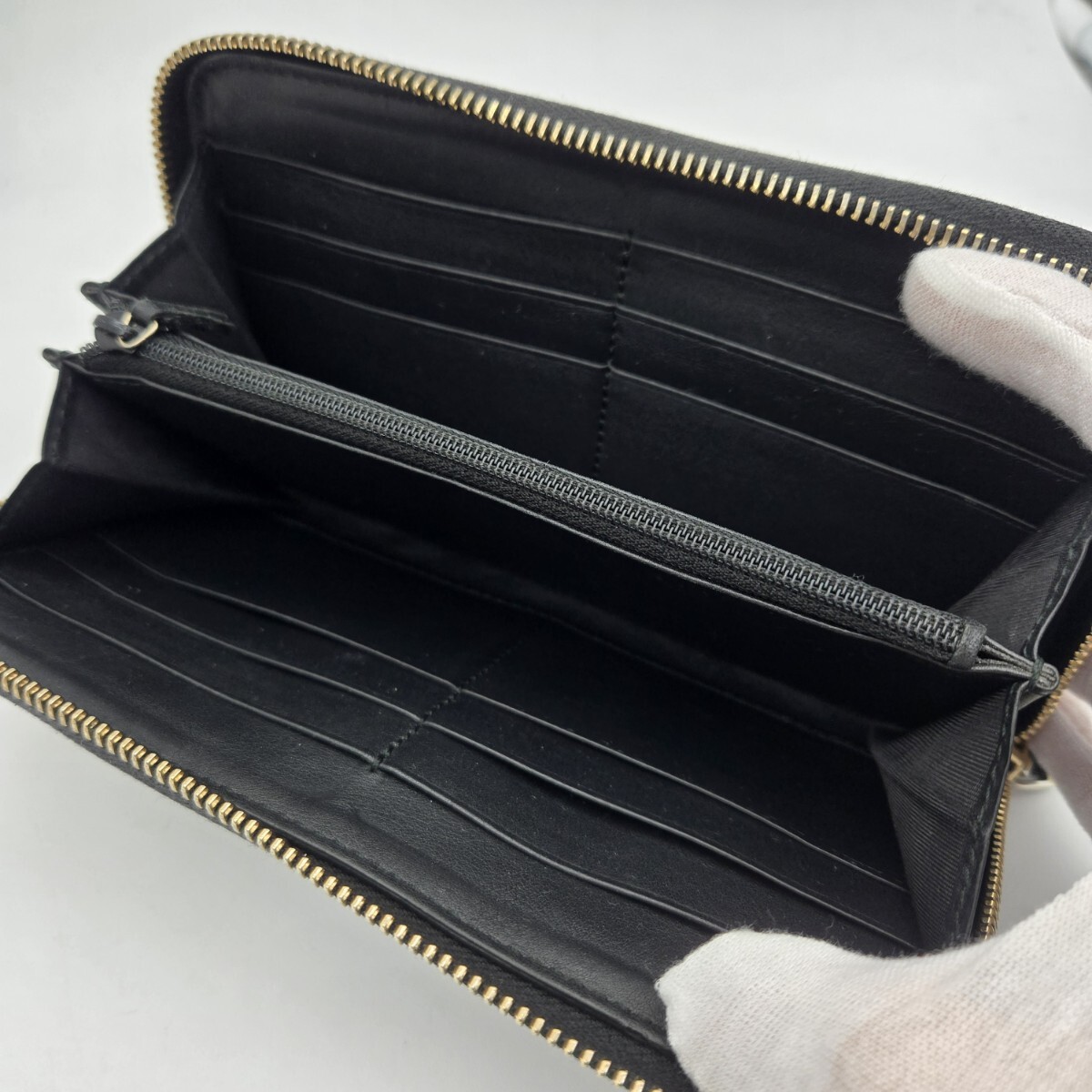 GUCCI グッチ ラウンドファスナー 長財布 財布 マイクロシマ GUCCI グッチ ラウンドファスナー 長財布 財布 マイクロシマ