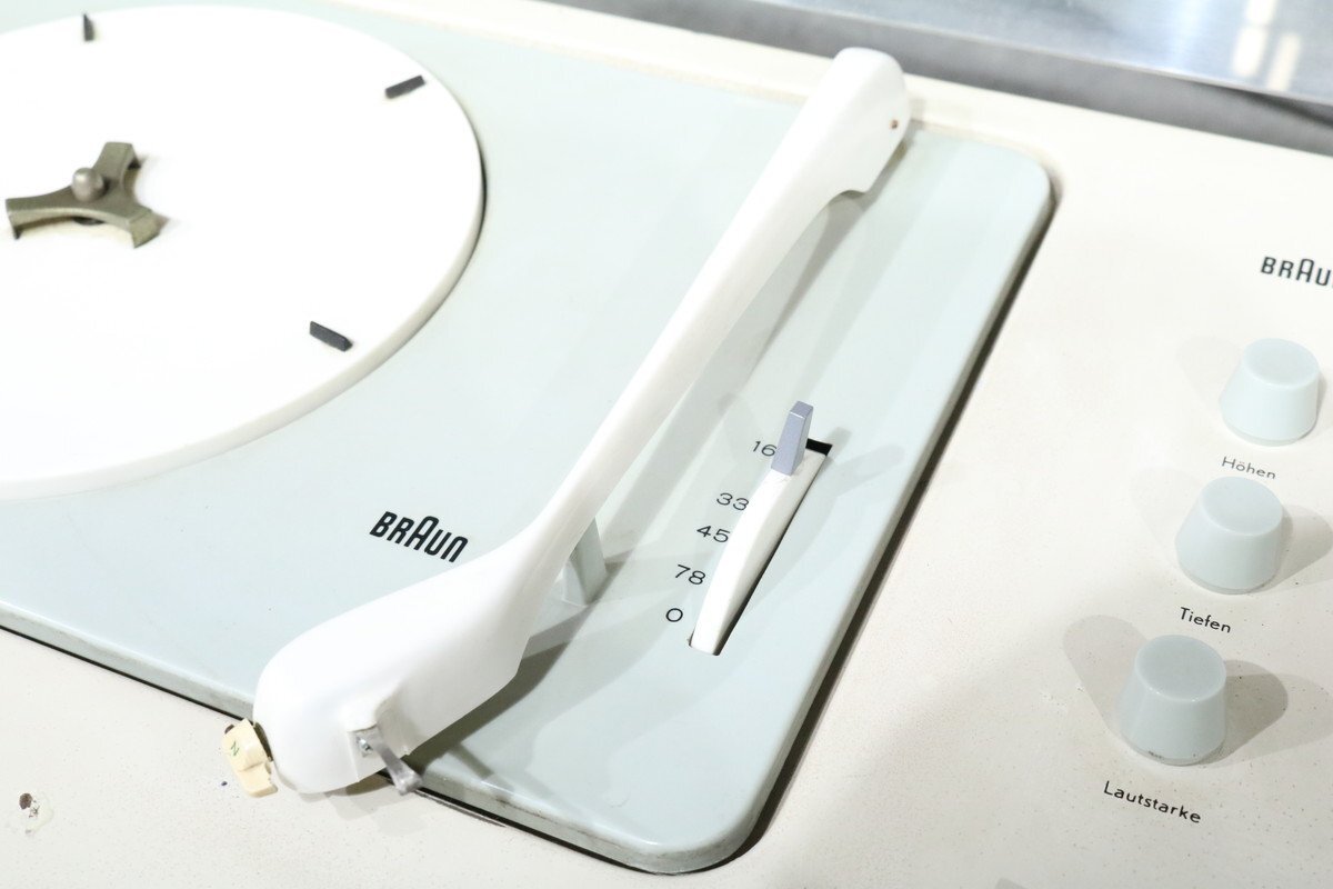 J】BRAUN SK4/1 真空管ラジオ レコードプレーヤー ブラウン J】BRAUN SK4/1 真空管ラジオ レコードプレーヤー ブラウン
