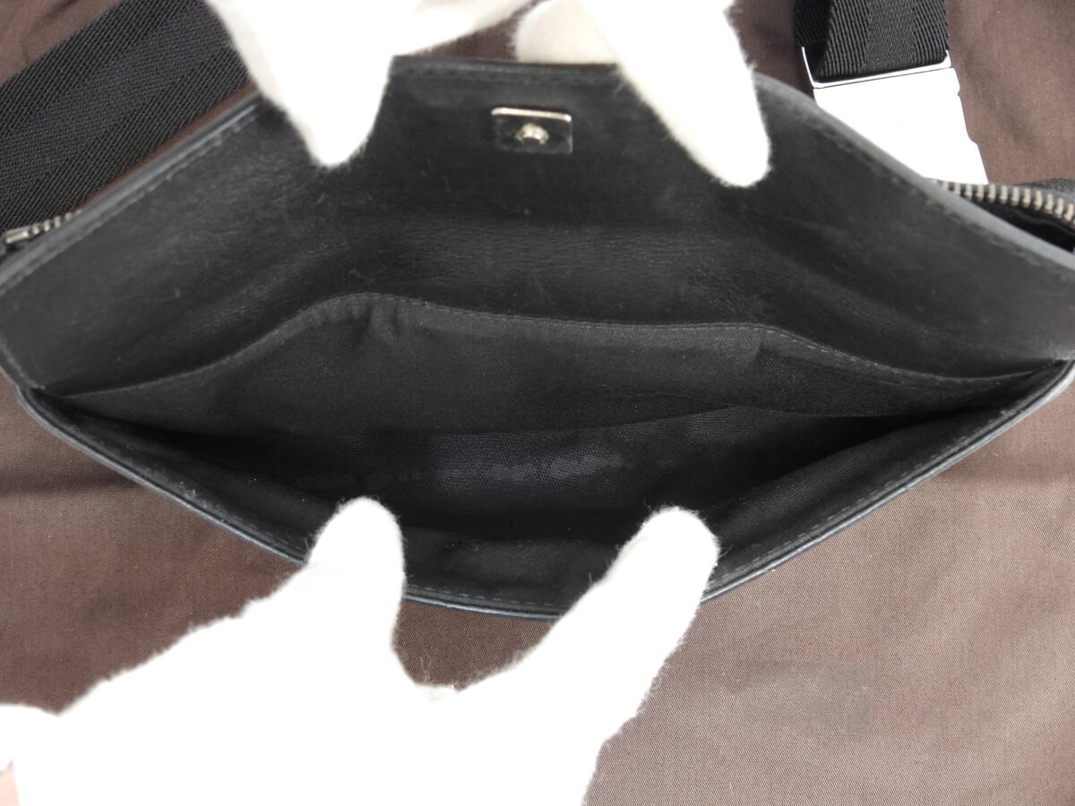 グッチ ボディバッグ GG シマレザー黒 斜掛ショルダーバッグ グッチ ボディバッグ GG シマレザー黒 斜掛ショルダーバッグ