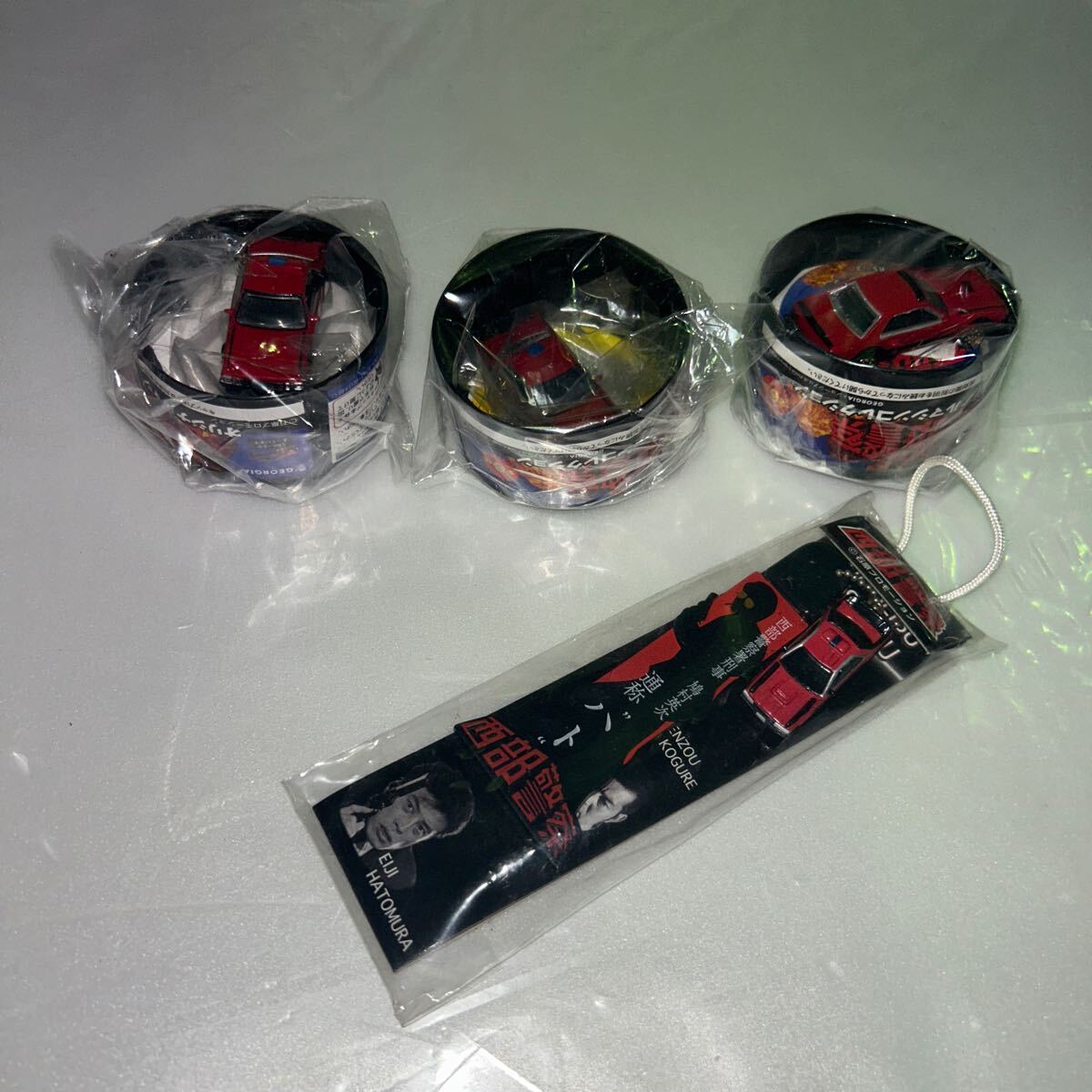 西部警察グッズ等まとめて?「軍団復活！寫真集＋非売品店舗POP」他ストラップ、チラシ、ミニカー、寫真集！