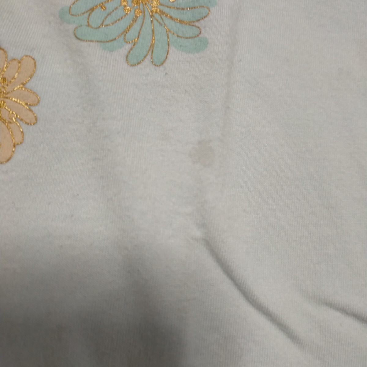 ユニクロ　ポール&ジョー　コラボUTシャツ　半袖 　130cm 花柄 猫 子供服 女の子 Tシャツ 半袖カットソー トップス