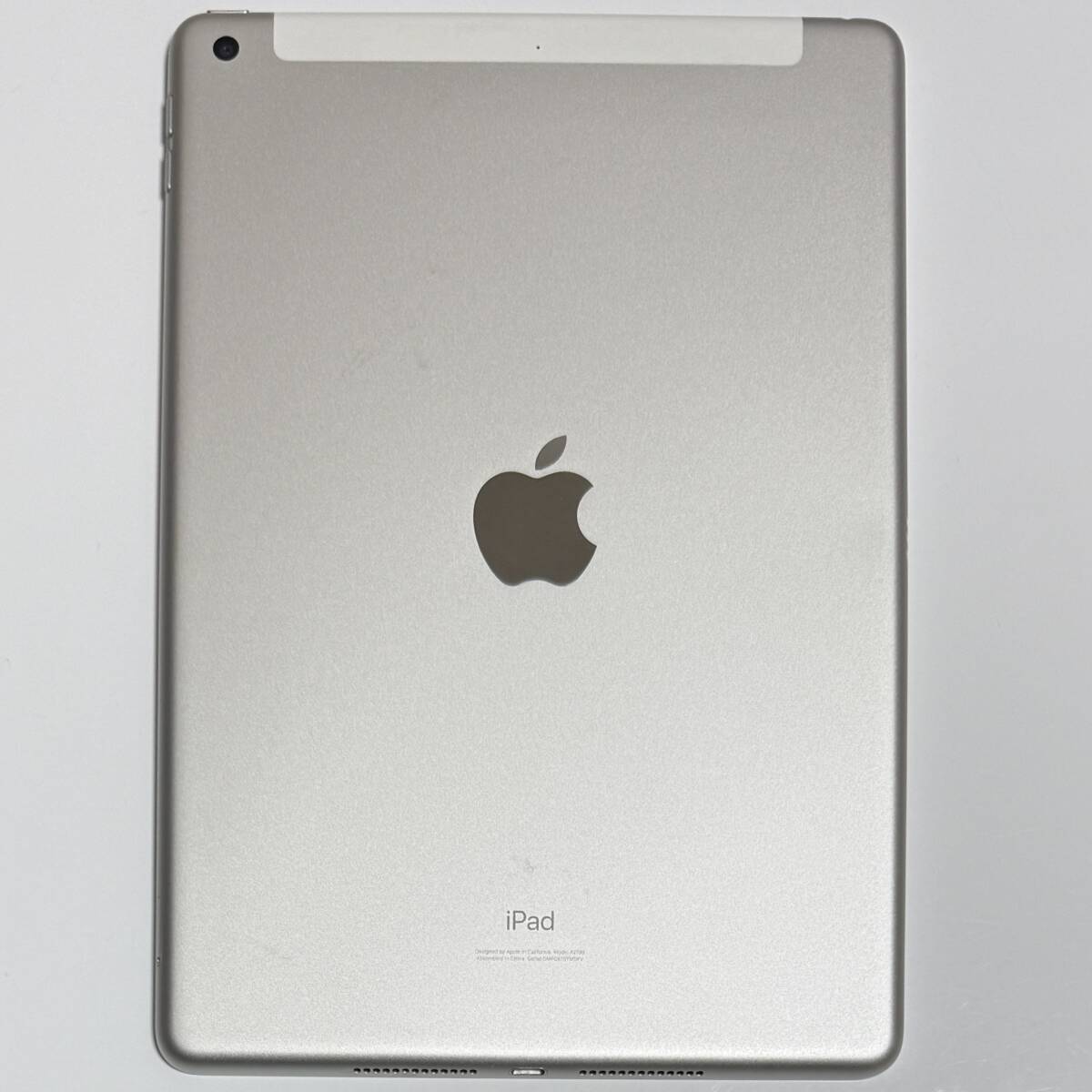 Apple SIMフリー iPad (第7世代) (10.2インチ) シルバー 32GB Apple SIMフリー iPad (第7世代) (10.2インチ) シルバー 32GB