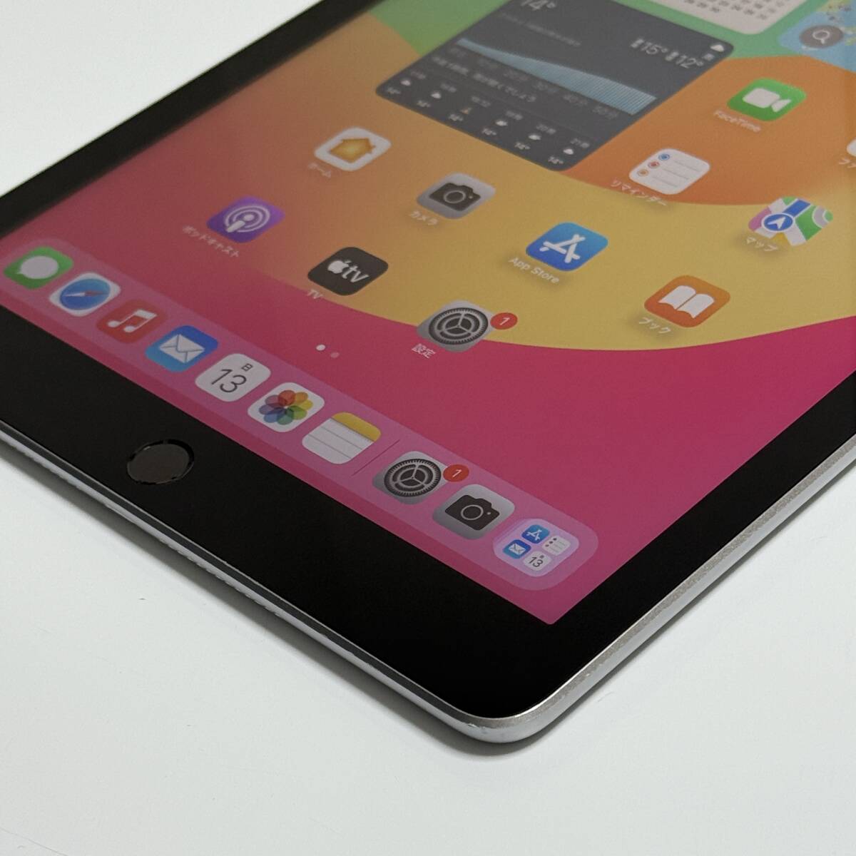 Apple iPad (第6世代) スペースグレイ 32GB MR7F2J/A Wi-Fi Apple iPad (第6世代) スペースグレイ 32GB MR7F2J/A Wi-Fi