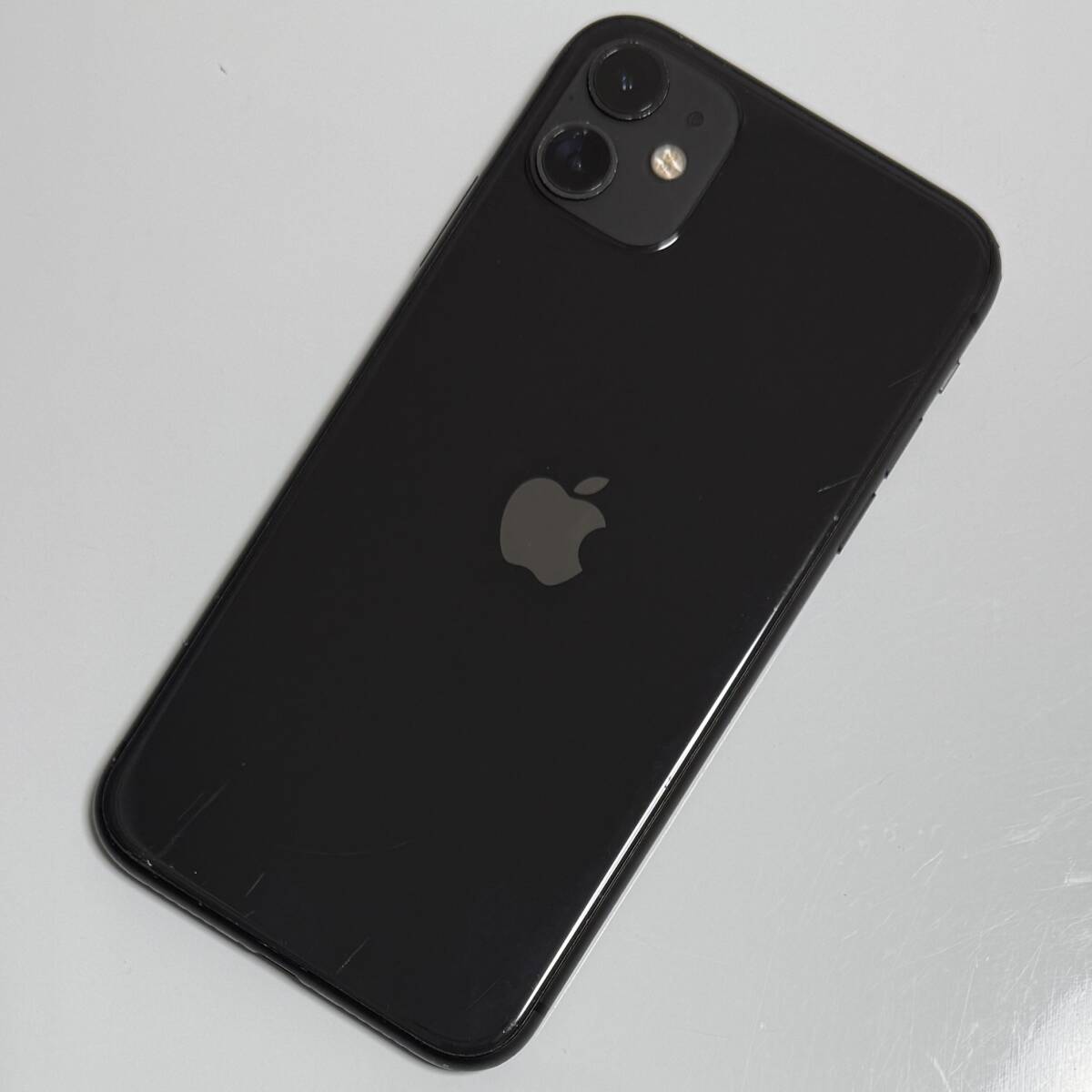 Apple SIMフリー iPhone 11 ブラック 64GB MWLT2J/A iOS18.4 Apple SIMフリー iPhone 11 ブラック 64GB MWLT2J/A iOS18.4