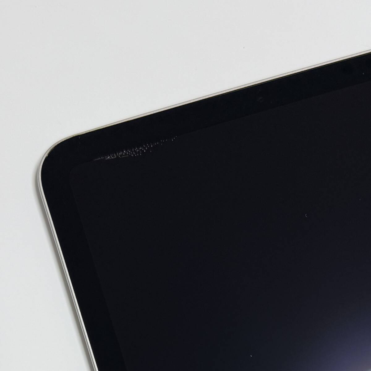 Apple iPad Pro (12.9インチ) (第4世代) シルバー 512GB MXAW2J Apple iPad Pro (12.9インチ) (第4世代) シルバー 512GB MXAW2J