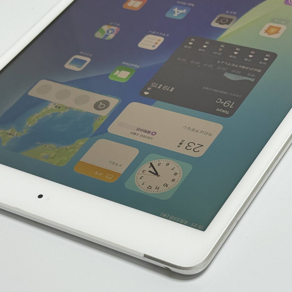 Apple SIMフリー iPad (第8世代) (10.2インチ) シルバー 32GB Apple SIMフリー iPad (第8世代) (10.2インチ) シルバー 32GB