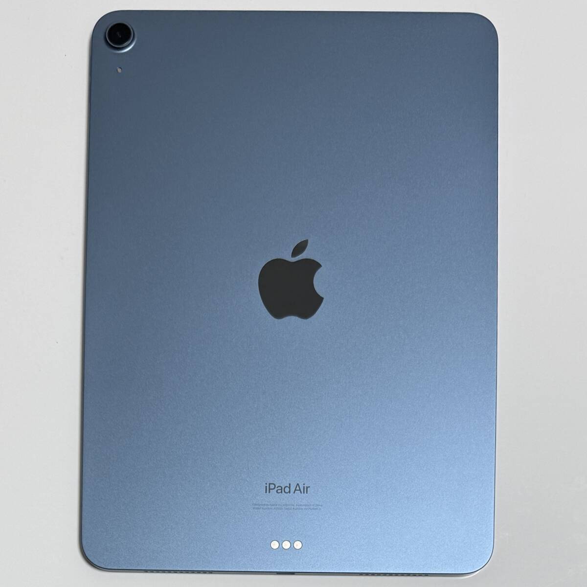 極美品) Apple iPad Air (第5世代) (M1) ブルー 64GB MM9E3J/A 極美品) Apple iPad Air (第5世代) (M1) ブルー 64GB MM9E3J/A