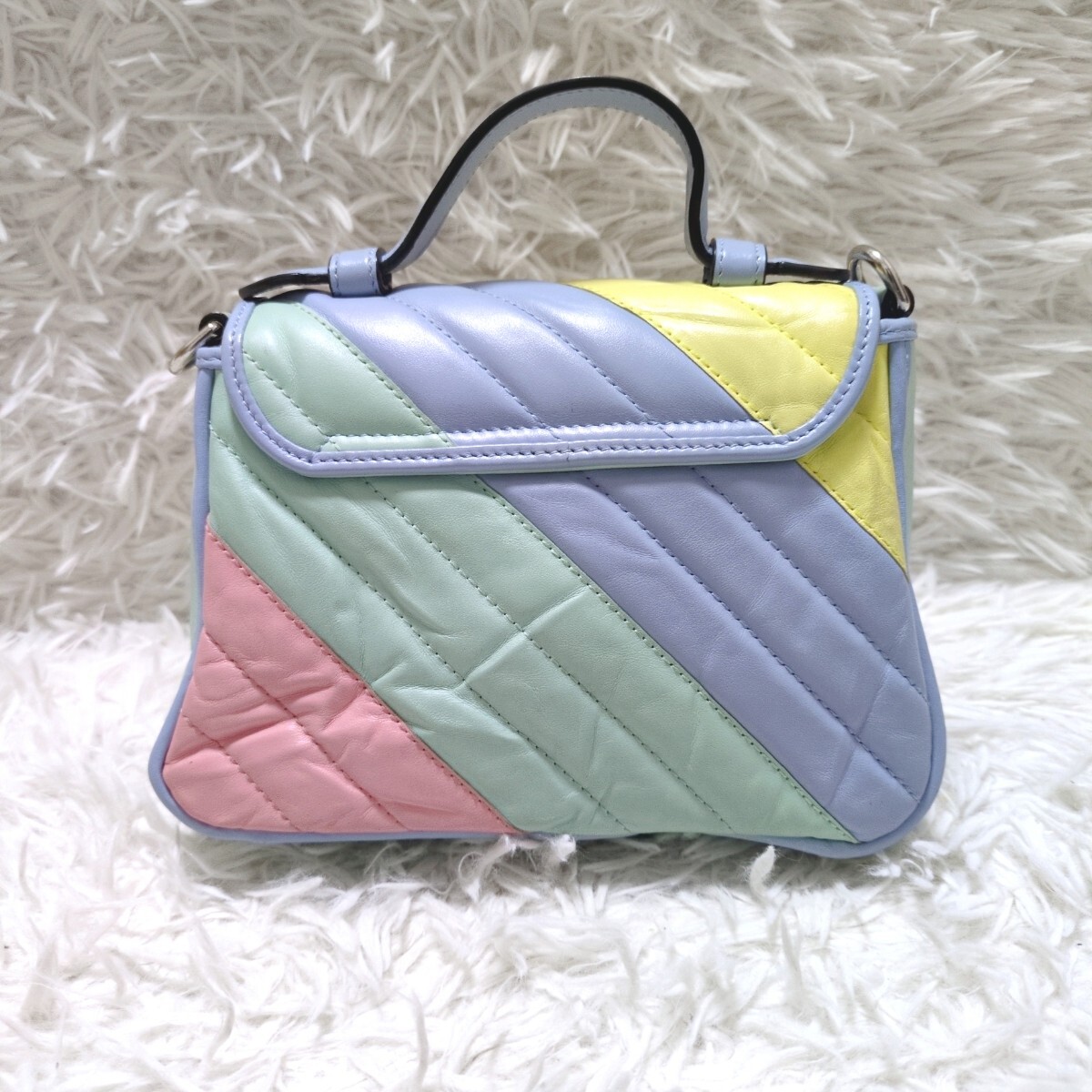 ■美品■GUCCI グッチ 583571 ハンドバッグ 2way ショルダー GG マーモント マルチカラー キルティング レザー 本革 フラップ開閉