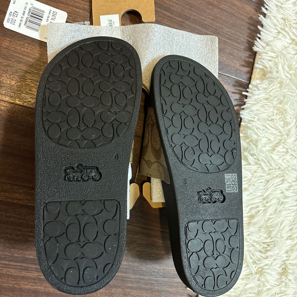 新品 COACH コーチ ウリ スポーツ スライド サンダル 新品 COACH コーチ ウリ スポーツ スライド サンダル