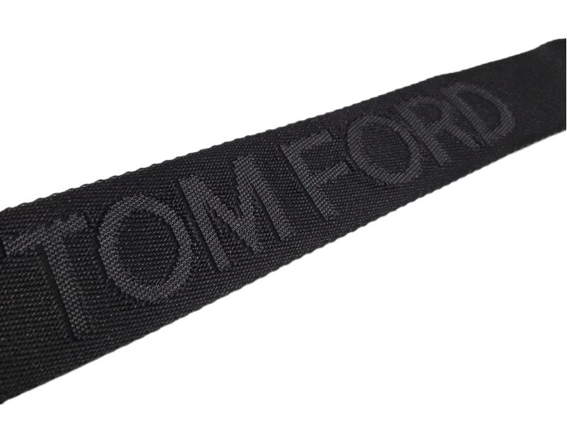36万 新品 本物 トム フォード TOM FORD 光沢のあるスタンプ 36万 新品 本物 トム フォード TOM FORD 光沢のあるスタンプ