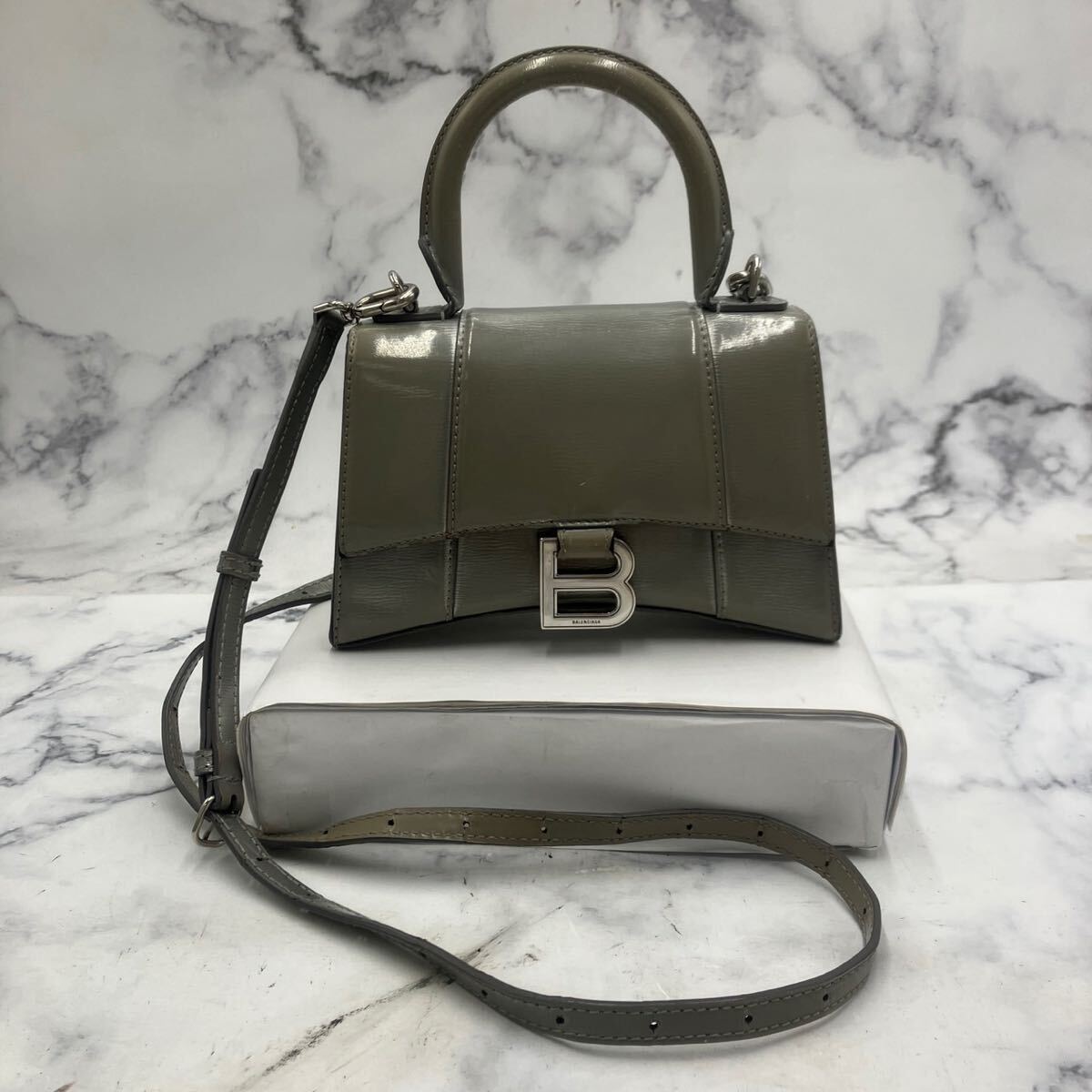 □【売り切り】BALENCIAGA バレンシアガ 2wayハンドバッグ □【売り切り】BALENCIAGA バレンシアガ 2wayハンドバッグ