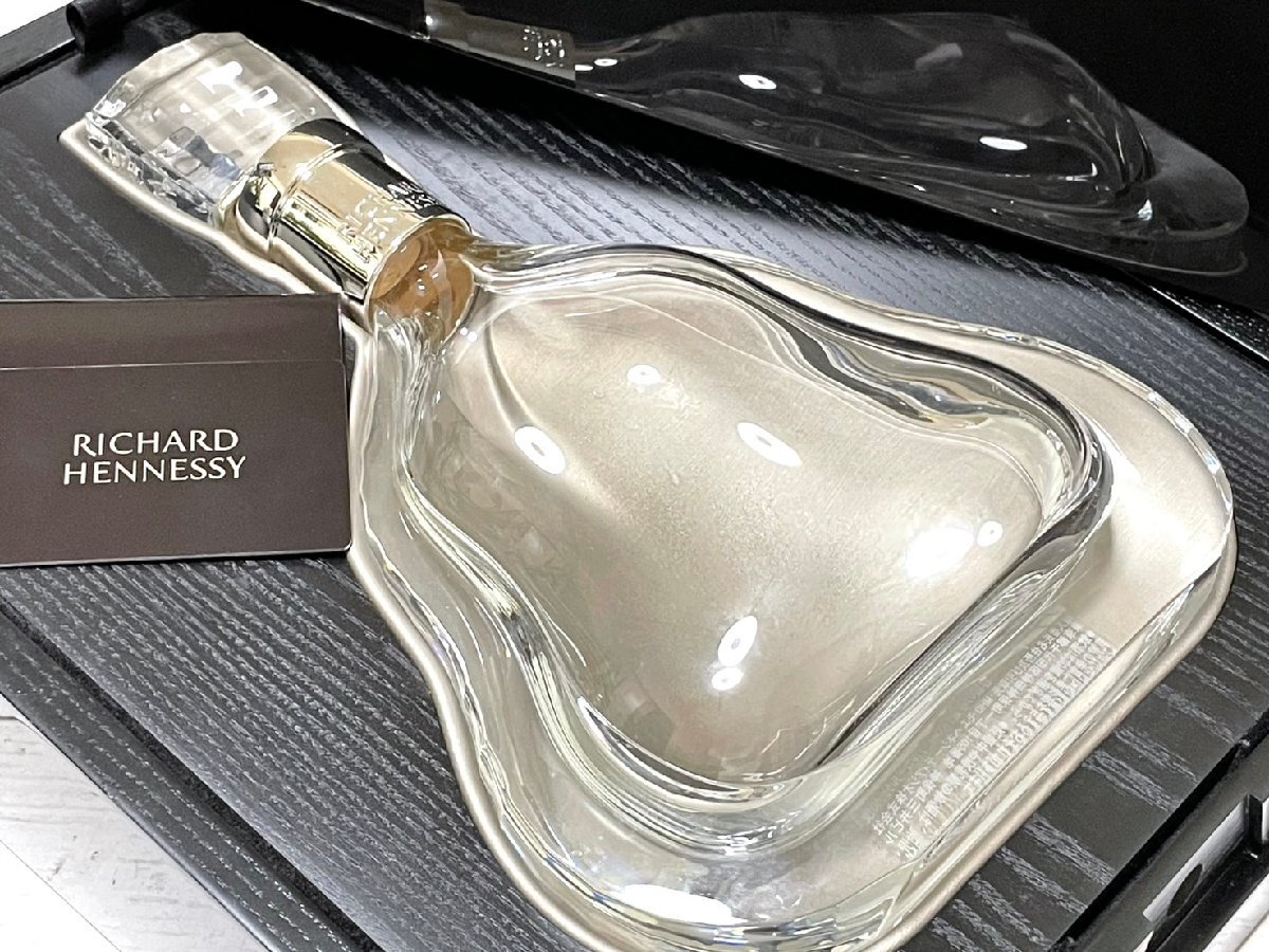□ Richard Hennessy リシャール ヘネシー 700ml 空瓶 化粧箱 □ Richard Hennessy リシャール ヘネシー 700ml 空瓶 化粧箱