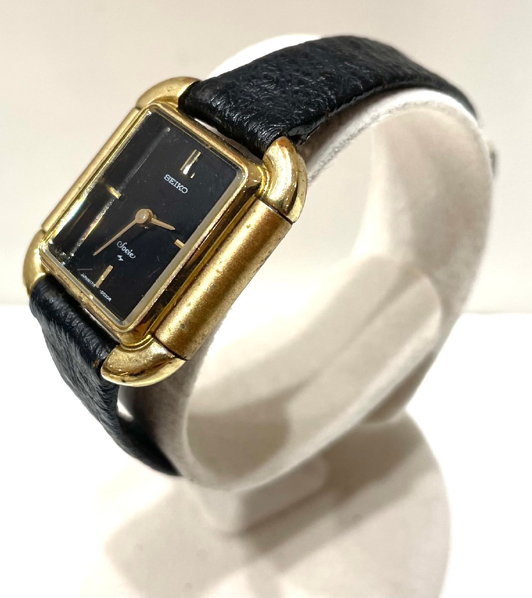☆【稼動品】SEIKO セイコー ソシエ 手巻き 1719-3000 黒文字盤 ☆【稼動品】SEIKO セイコー ソシエ 手巻き 1719-3000 黒文字盤