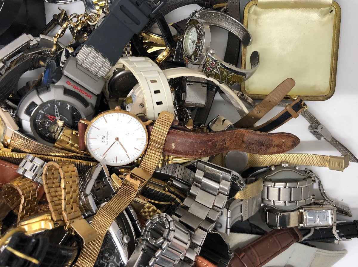 ☆1円スタート 時計まとめ CASIO SEIKO Swatch WEDG WOOD G ☆1円スタート 時計まとめ CASIO SEIKO Swatch WEDG WOOD G