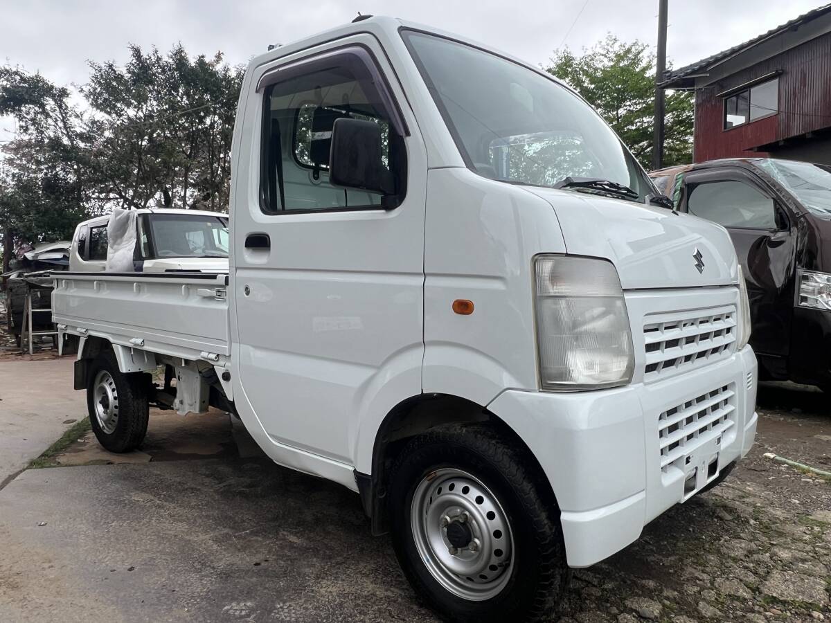 平成２3年 スズキ キャリイトラック KCエアコン?パワーステ　5速マニュアル 4WD 車検2年付き　17000km