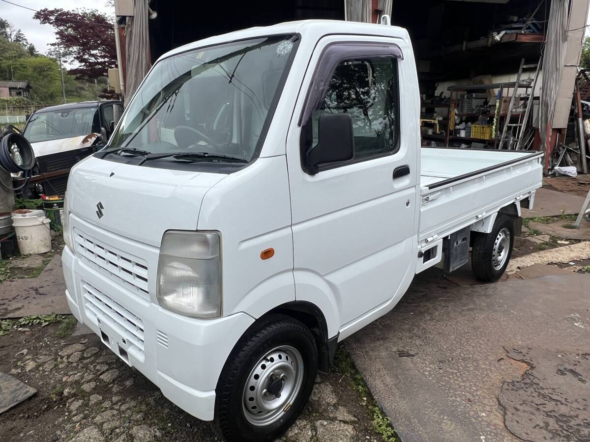 平成２3年 スズキ キャリイトラック KCエアコン?パワーステ　5速マニュアル 4WD 車検2年付き　17000km