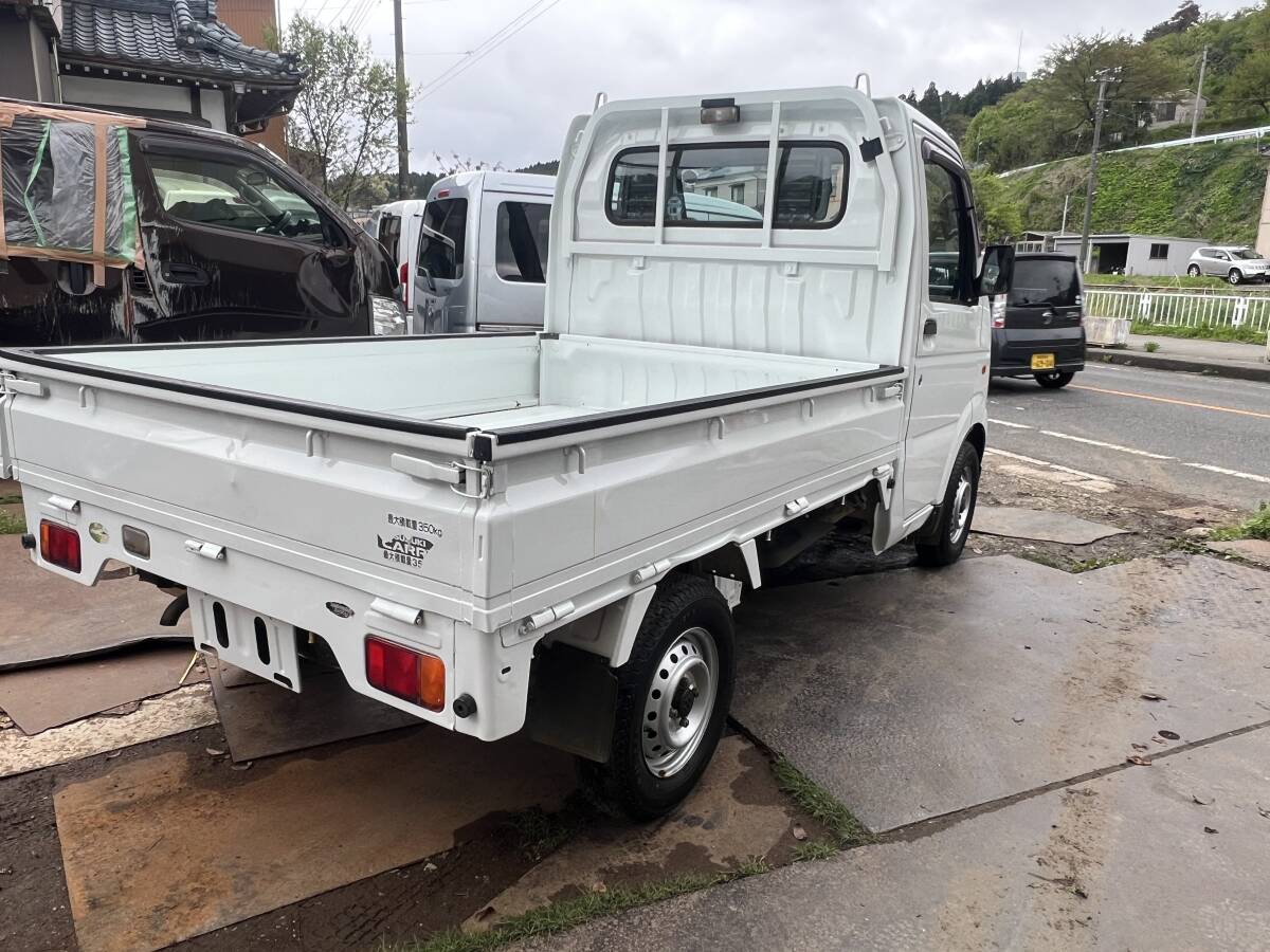 平成２3年 スズキ キャリイトラック KCエアコン?パワーステ　5速マニュアル 4WD 車検2年付き　17000km