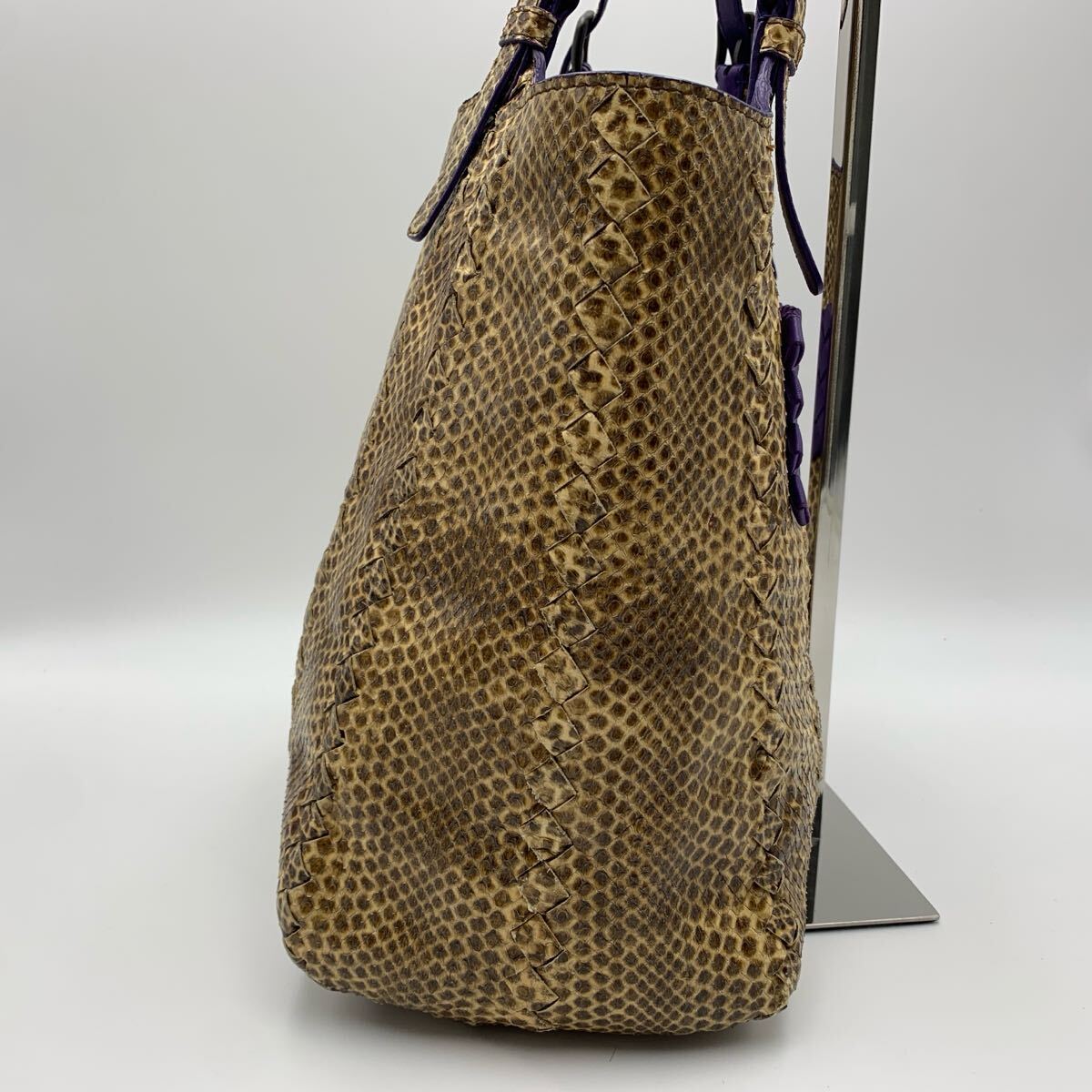 使用感極小】 BOTTEGA VENETA ボッテガヴェネタ パイソン トート 使用感極小】 BOTTEGA VENETA ボッテガヴェネタ パイソン トート