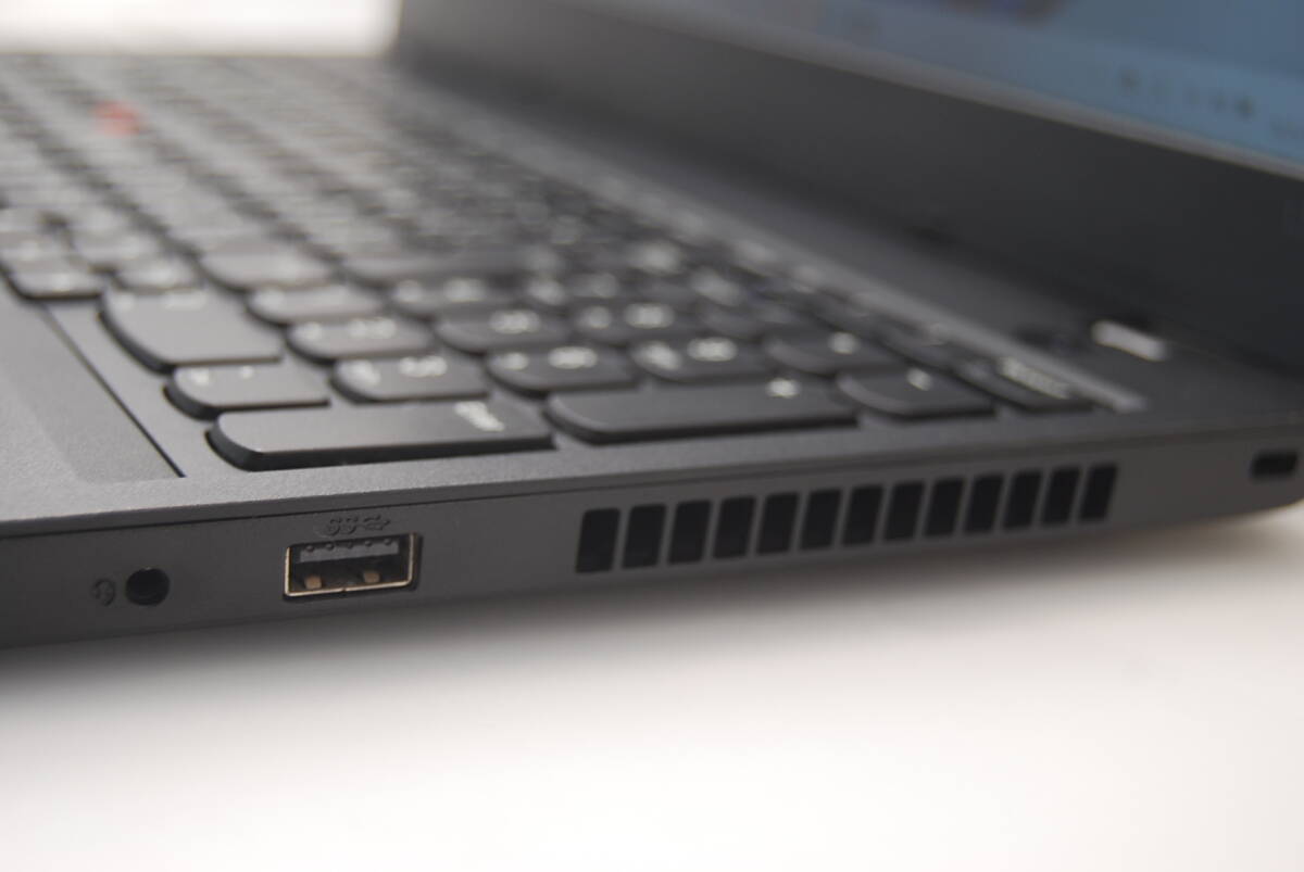 良品④★ThinkPad L590★20QS0CC00★第8世代Corei5 8265U★フルHD★新品SSD512GB★DDR4 16GB★BT★Win11 Pro★カメラ★wifi★Type-C電源付