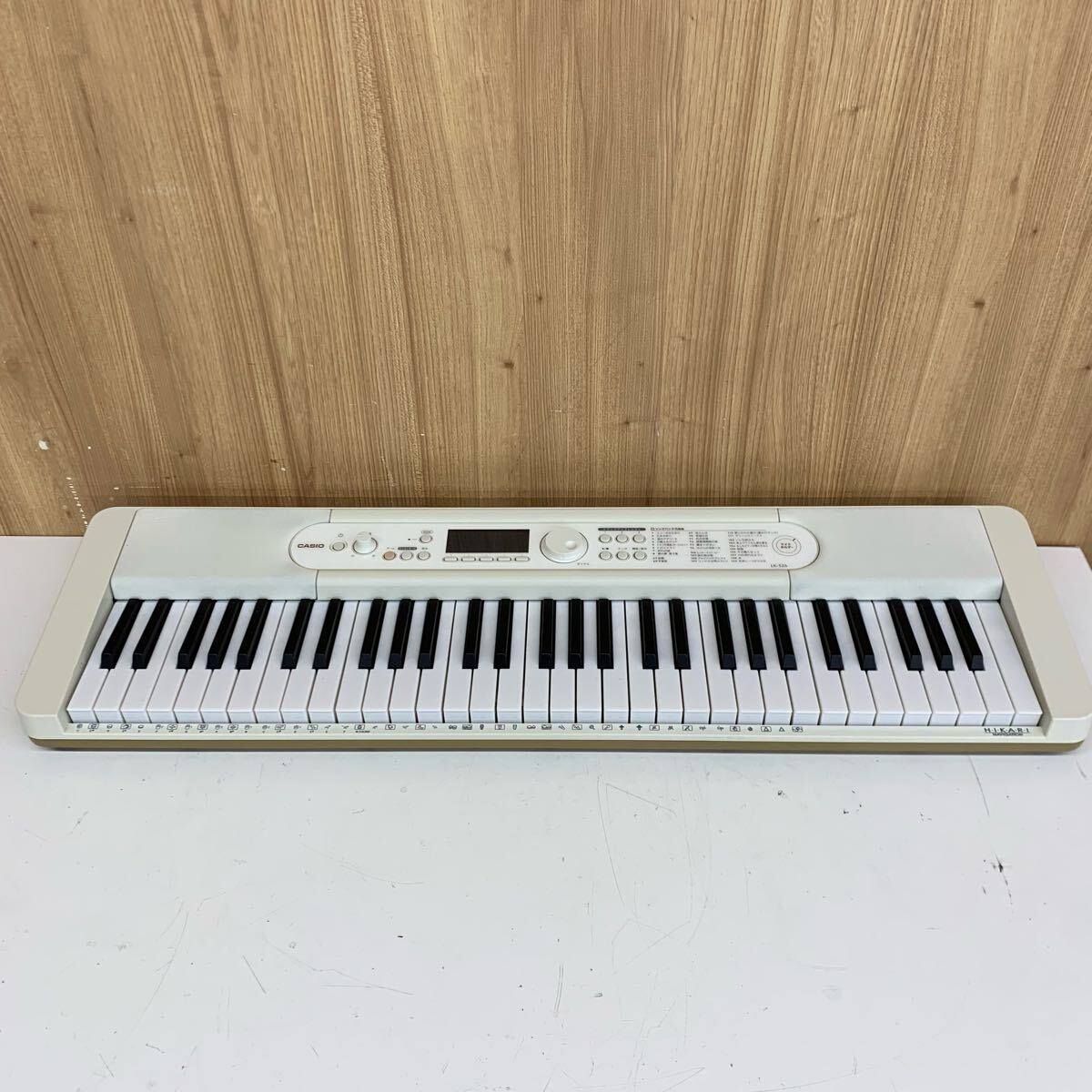 Gt-8】 Casio LK-526 キーボード 音出し可 カシオ 元箱付き 中古 Gt-8】 Casio LK-526 キーボード 音出し可 カシオ 元箱付き 中古