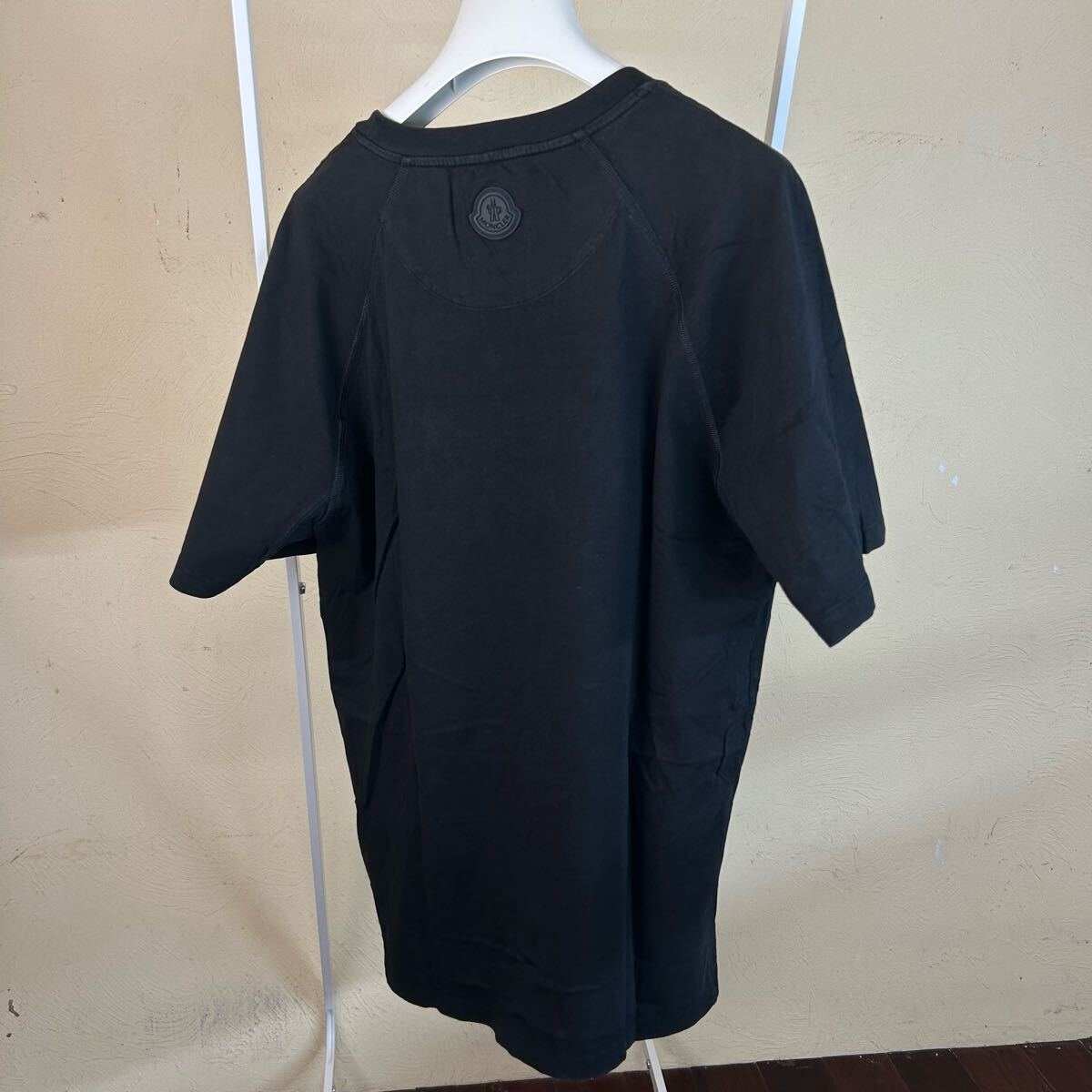 最安値】MONCLER モンクレールラバーワッペン半袖Tシャツ黒M 最安値】MONCLER モンクレールラバーワッペン半袖Tシャツ黒M