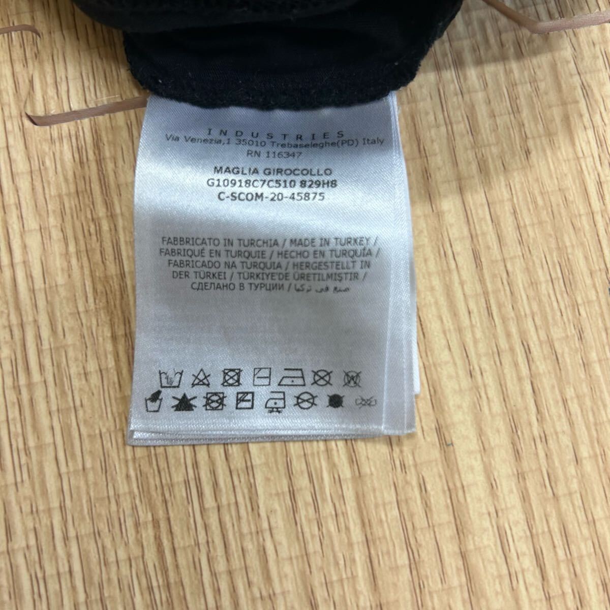 最安値】MONCLER モンクレールラバーワッペン半袖Tシャツ黒M 最安値】MONCLER モンクレールラバーワッペン半袖Tシャツ黒M