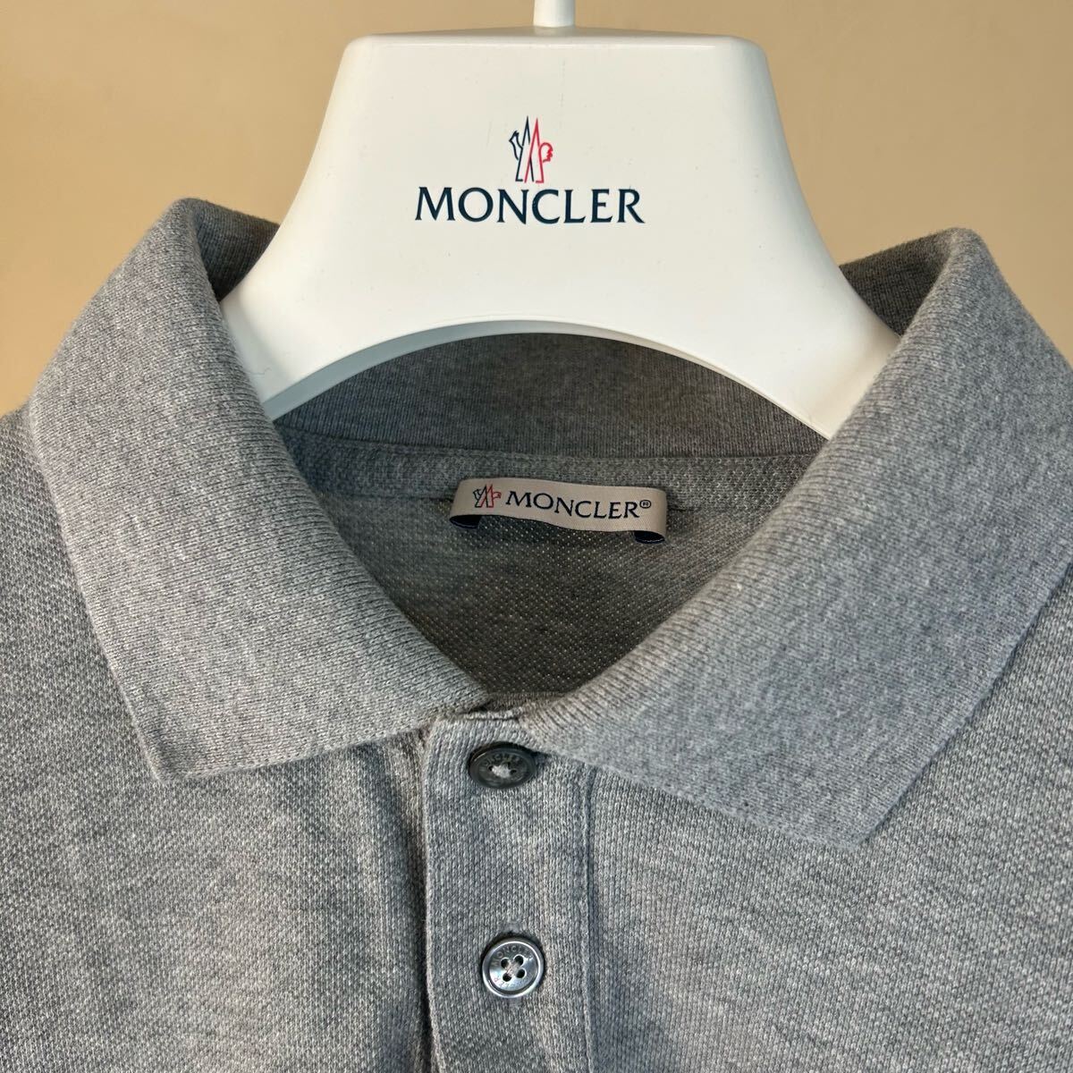 美品】 MONCLERモンクレール 半袖ポロシャツグレー S|Yahoo 美品】 MONCLERモンクレール 半袖ポロシャツグレー S|Yahoo