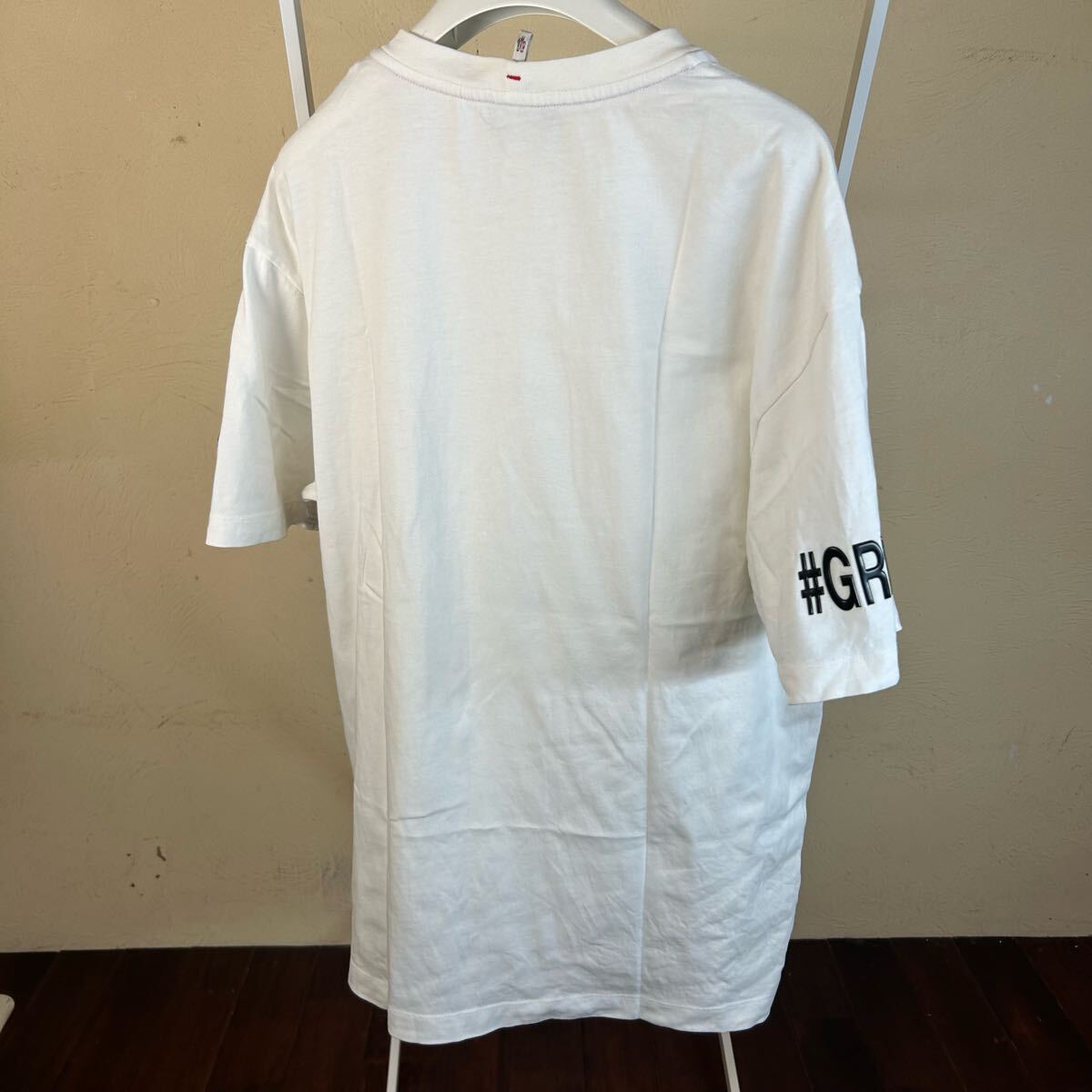 最安値】MONCLER モンクレール半袖Tシャツ白S|Yahoo!フリマ(旧 最安値】MONCLER モンクレール半袖Tシャツ白S|Yahoo!フリマ(旧
