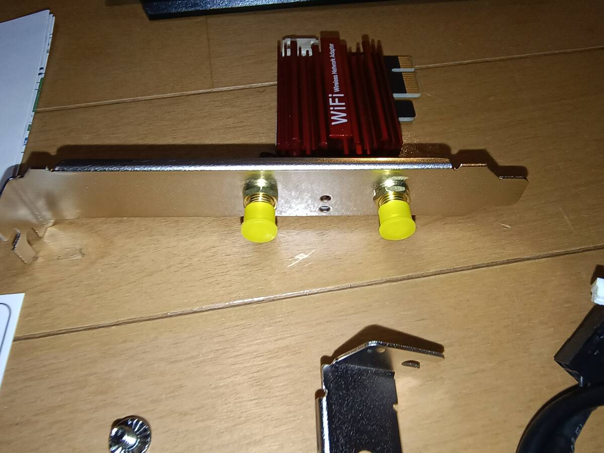 Intel インテル ax210NGW搭載 PCI-E接続 無線LAN Wi-Fi 6E Bluetooth5.3 ネットワークカード 箱あり_画像3