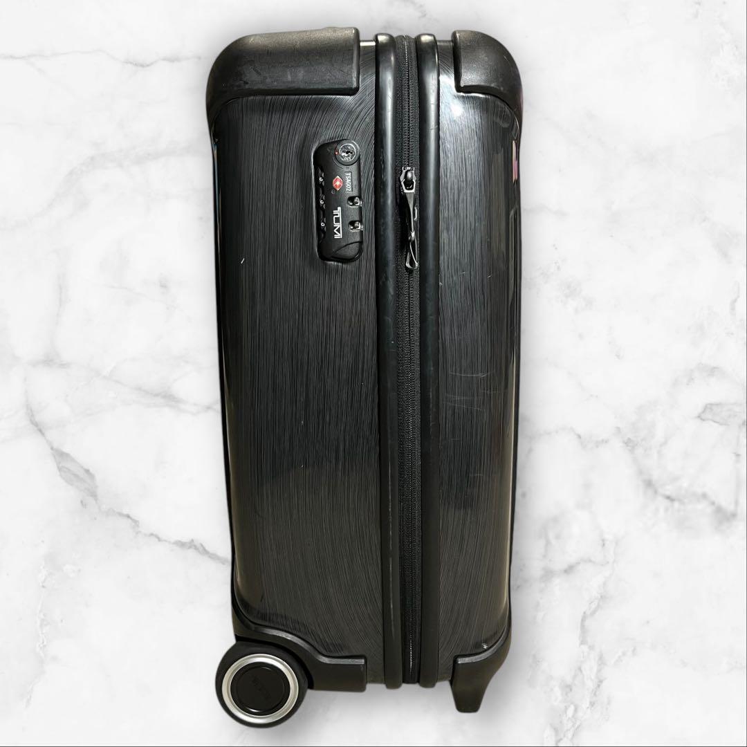 TUMI スーツケース TSAロック 機内持ち込み ブラック 28000D TUMI スーツケース TSAロック 機内持ち込み ブラック 28000D