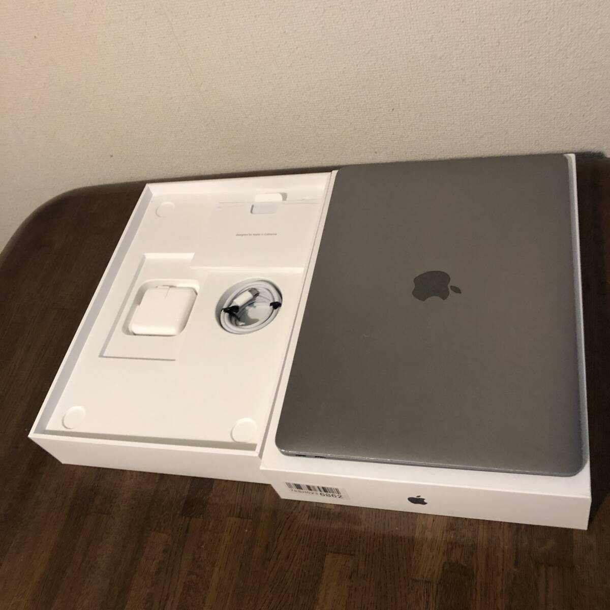 MacBook Air 2020 SSD256GB Retina Sequoia|Yahoo!フリマ(旧 MacBook Air 2020 SSD256GB Retina Sequoia|Yahoo!フリマ(旧