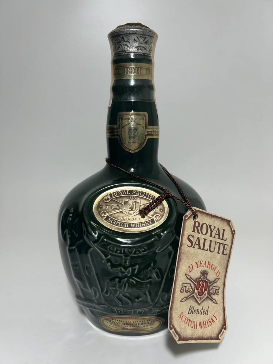☆未開栓☆ ROYAL SALUTE SCOTCH WHISKY ロイヤルサルート ☆未開栓☆ ROYAL SALUTE SCOTCH WHISKY ロイヤルサルート