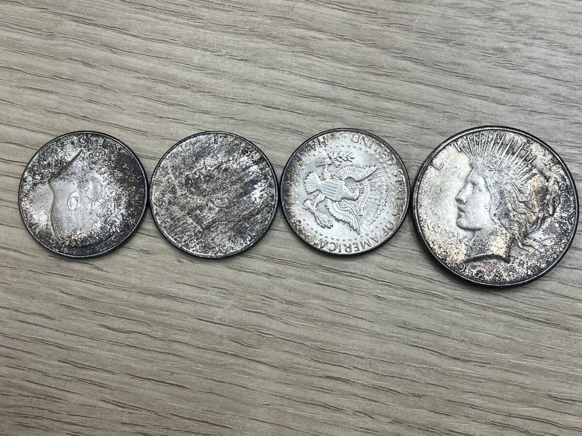 12847A アメリカ ケネディ ハーフダラー銀貨 3枚&ピースダラー 12847A アメリカ ケネディ ハーフダラー銀貨 3枚&ピースダラー