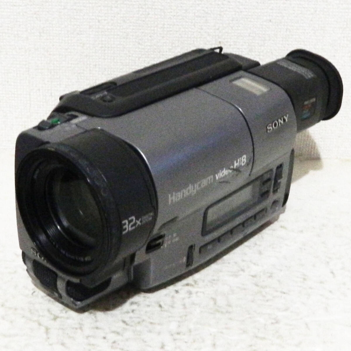 動作品 Sony CCD-TR3000 Hi8 8mm ビデオカメラ ダビングなどに 動作品 Sony CCD-TR3000 Hi8 8mm ビデオカメラ ダビングなどに