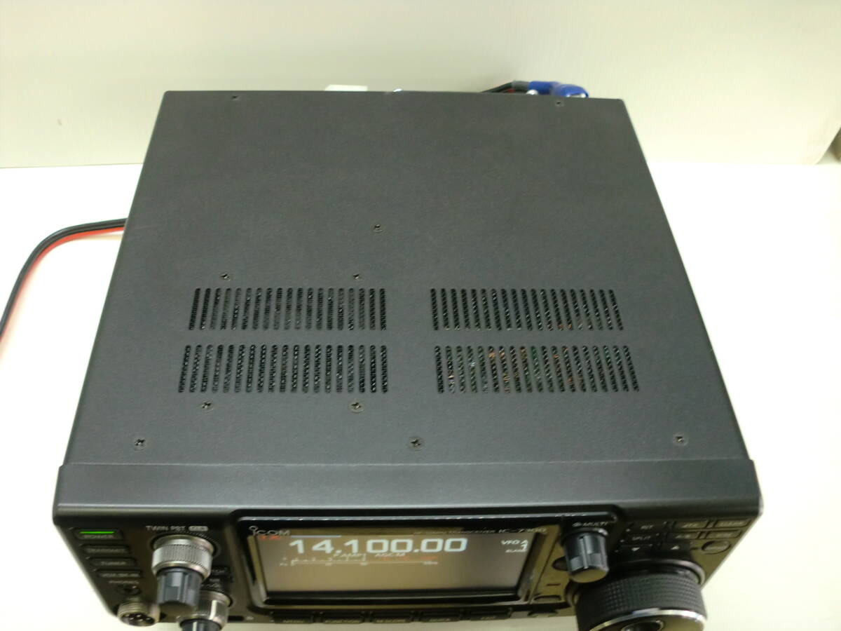 アイコム HF+50MHz オールモードトランシーバー IC-7300 中古 アイコム HF+50MHz オールモードトランシーバー IC-7300 中古