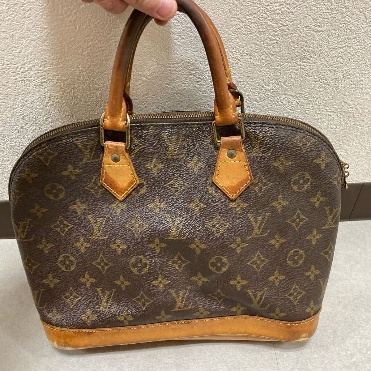 LOUIS VUITTON ルイヴィトン モノグラム アルマ トートバッグ LOUIS VUITTON ルイヴィトン モノグラム アルマ トートバッグ