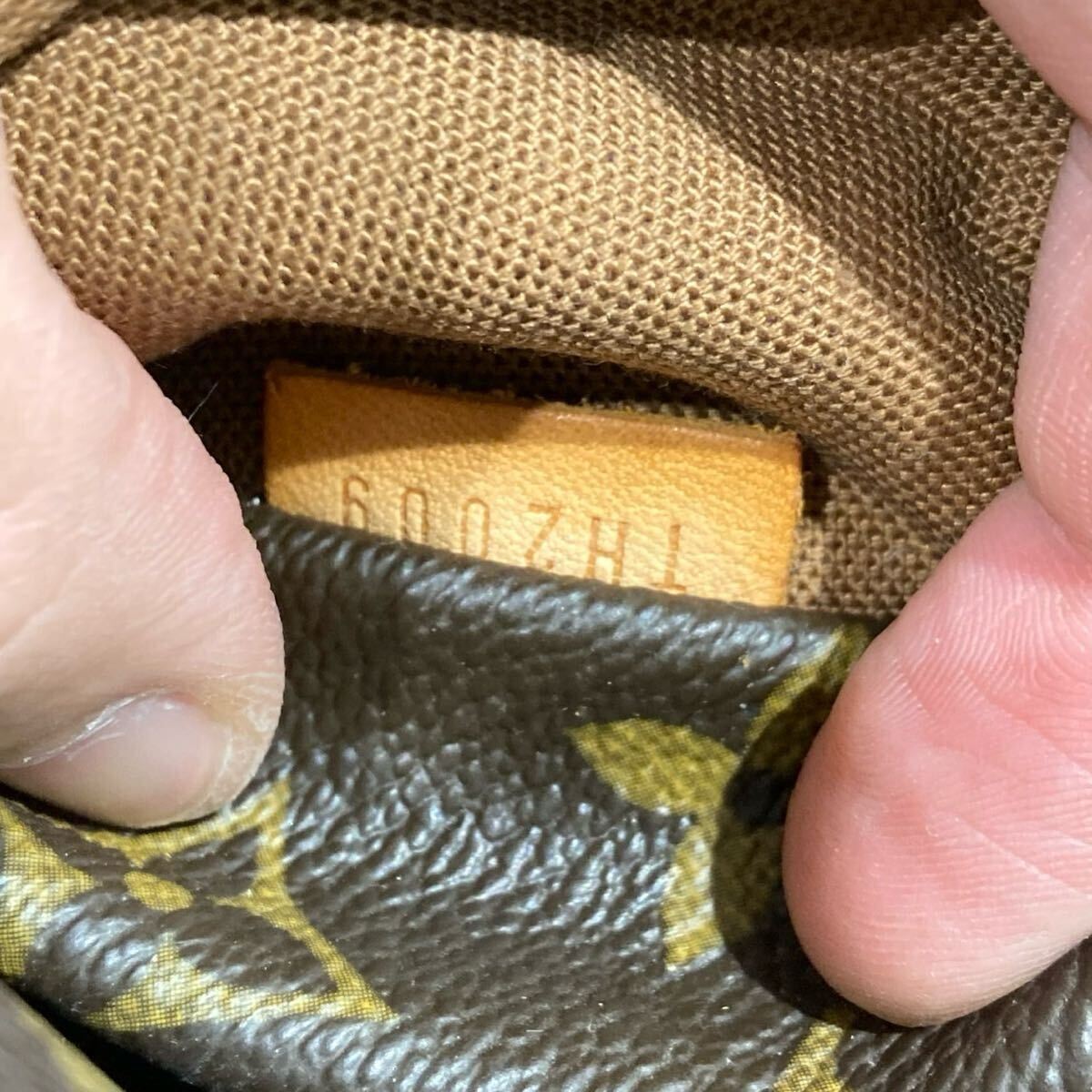 LOUIS VUITTON ルイヴィトン モノグラム トータリーMM トート LOUIS VUITTON ルイヴィトン モノグラム トータリーMM トート