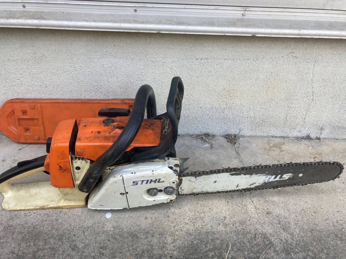 STIHL エンジンチェーンソー MS 240 中古品 ジャンク スチール STIHL エンジンチェーンソー MS 240 中古品 ジャンク スチール