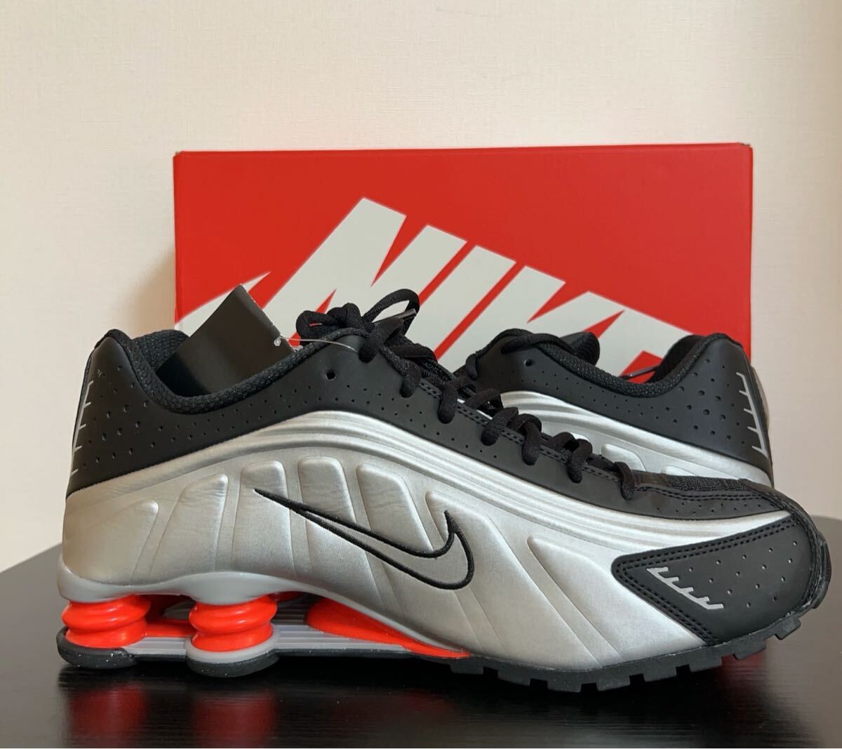 期間限定セール NIKE ナイキ ショックス R4 メンズ シューズ 期間限定セール NIKE ナイキ ショックス R4 メンズ シューズ